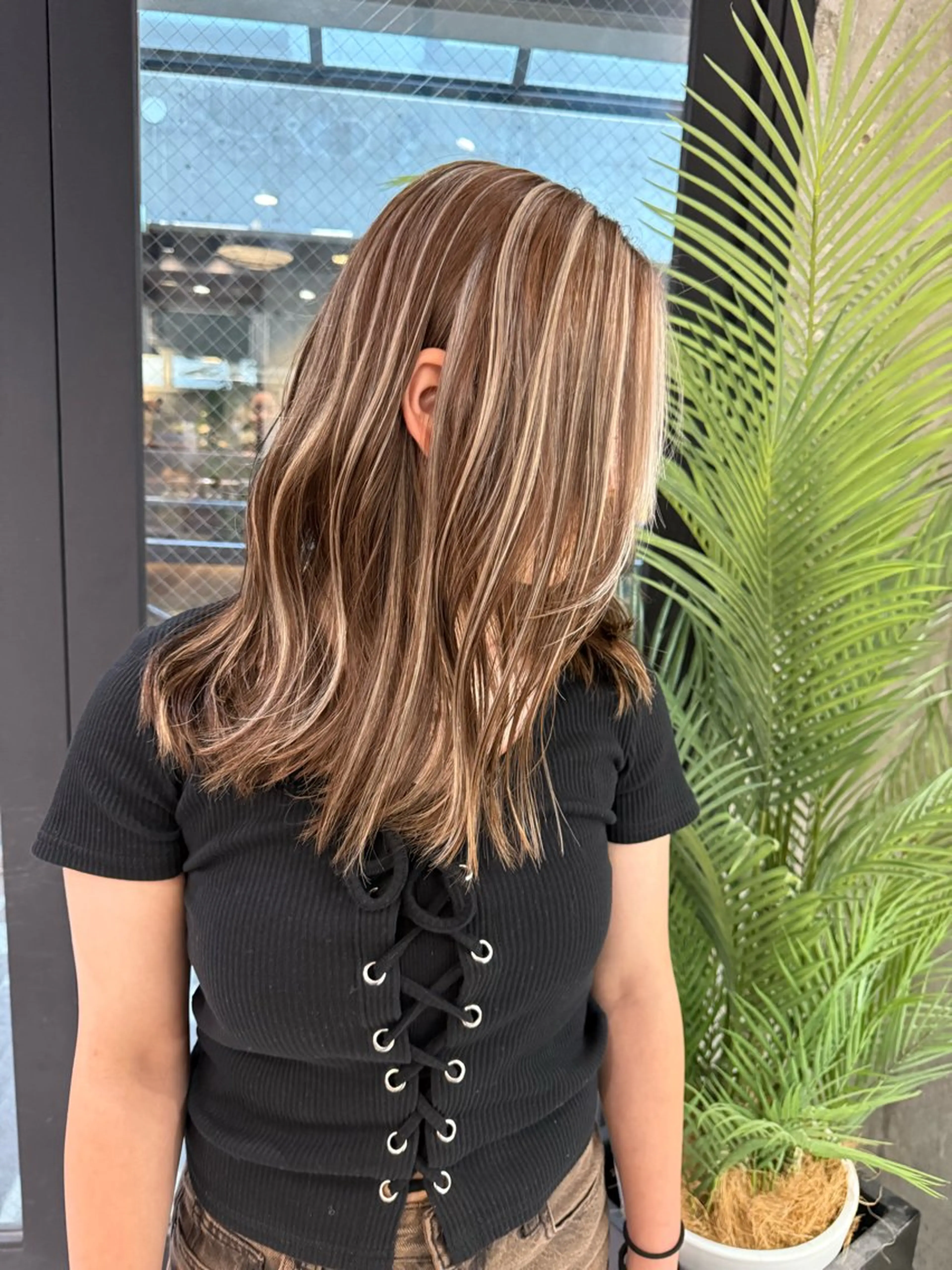 ロング ハイライト 🫧ハイライトカラー 🫧 𝓜𝓘𝓤のヘアスタイル