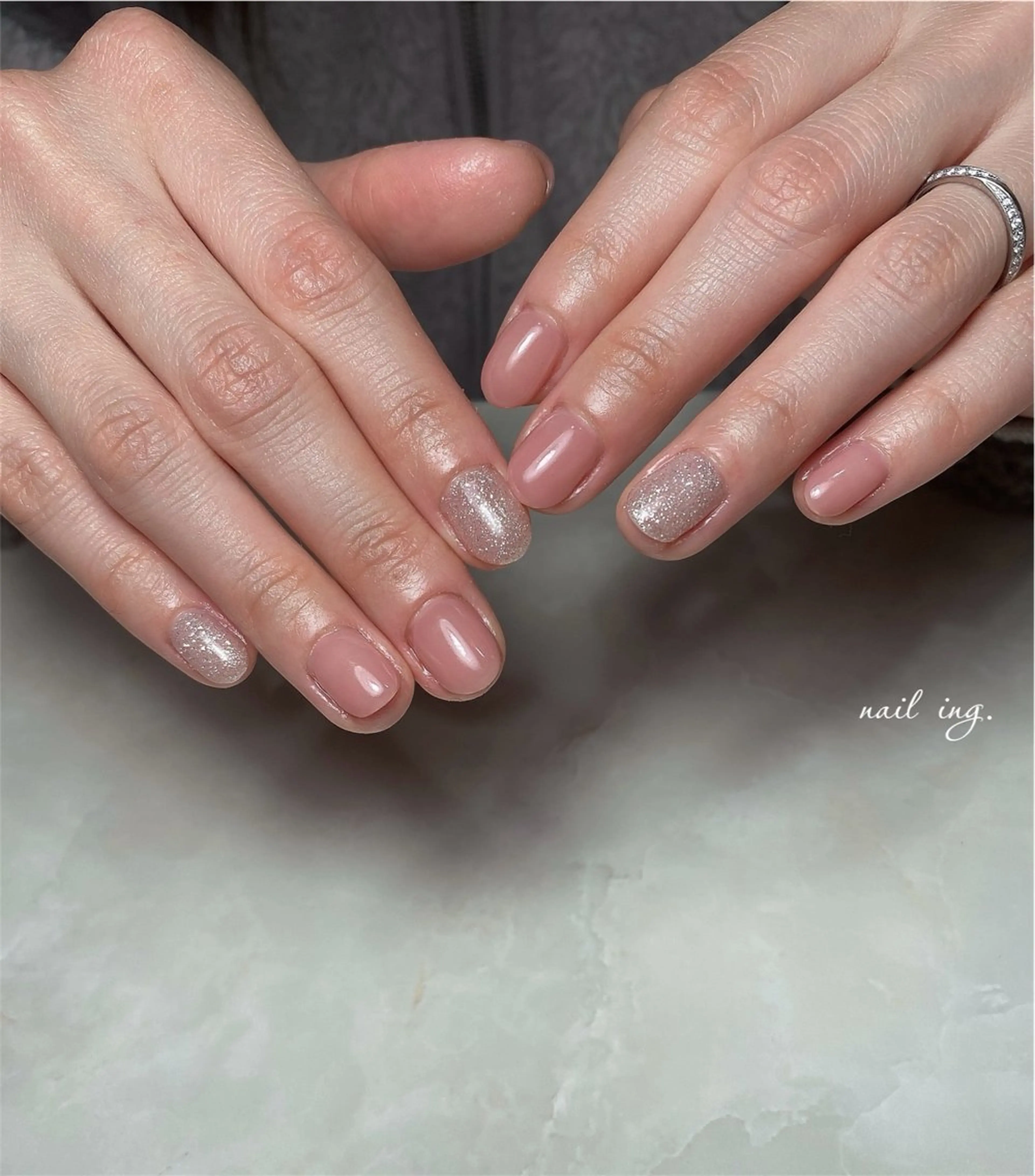 ネイル ワンカラーネイル ｉｎｇ .のネイルデザイン