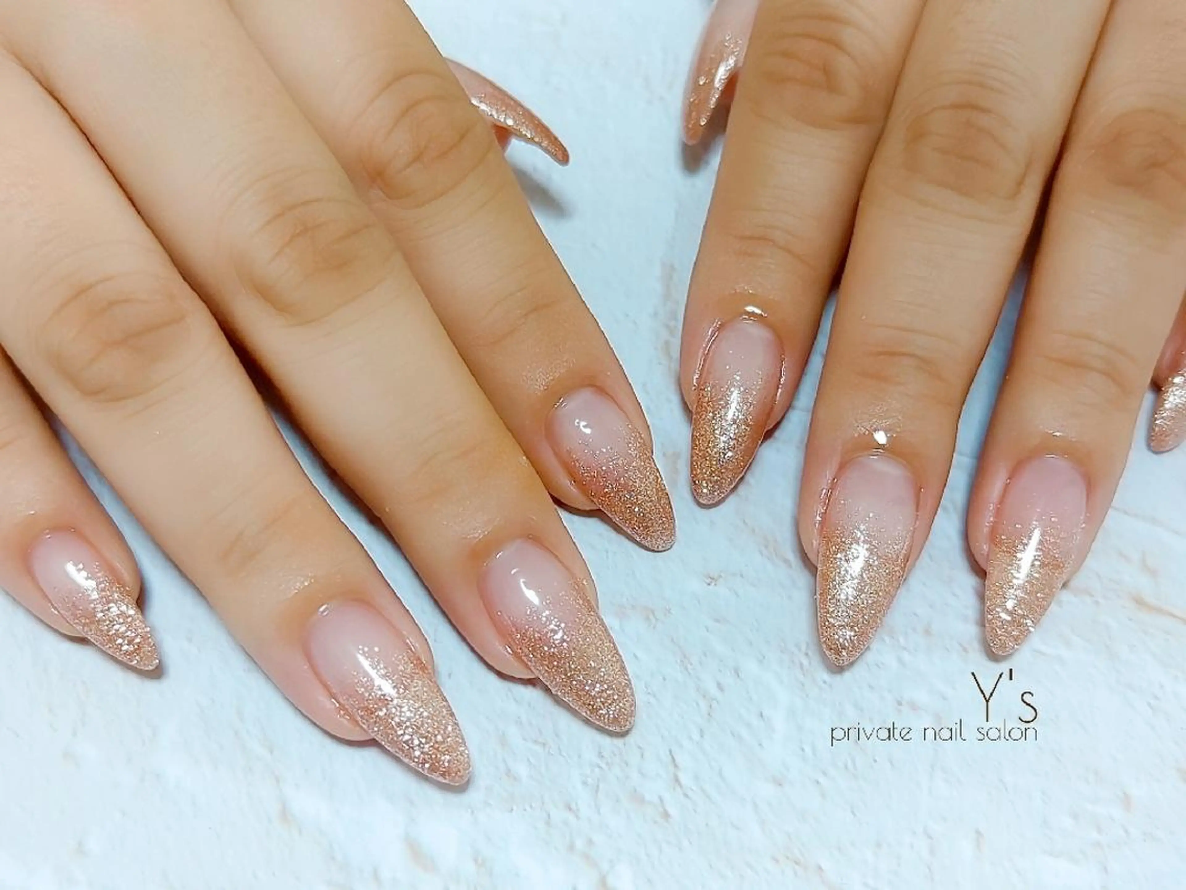 ネイル ハンドネイル YUMI NAGAI  のネイルデザイン