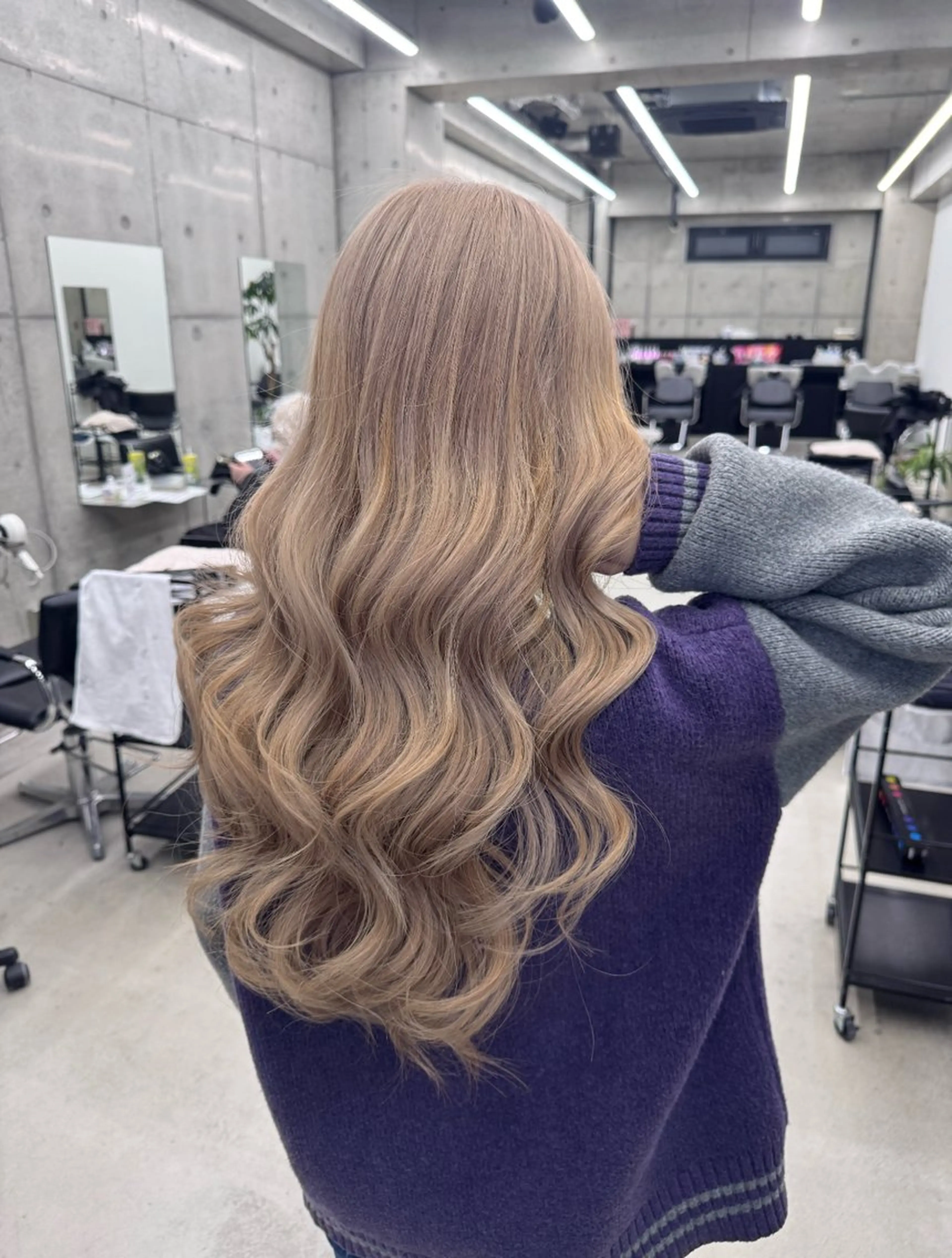 カラー ヘアカラー 和木坂 日美のヘアスタイル