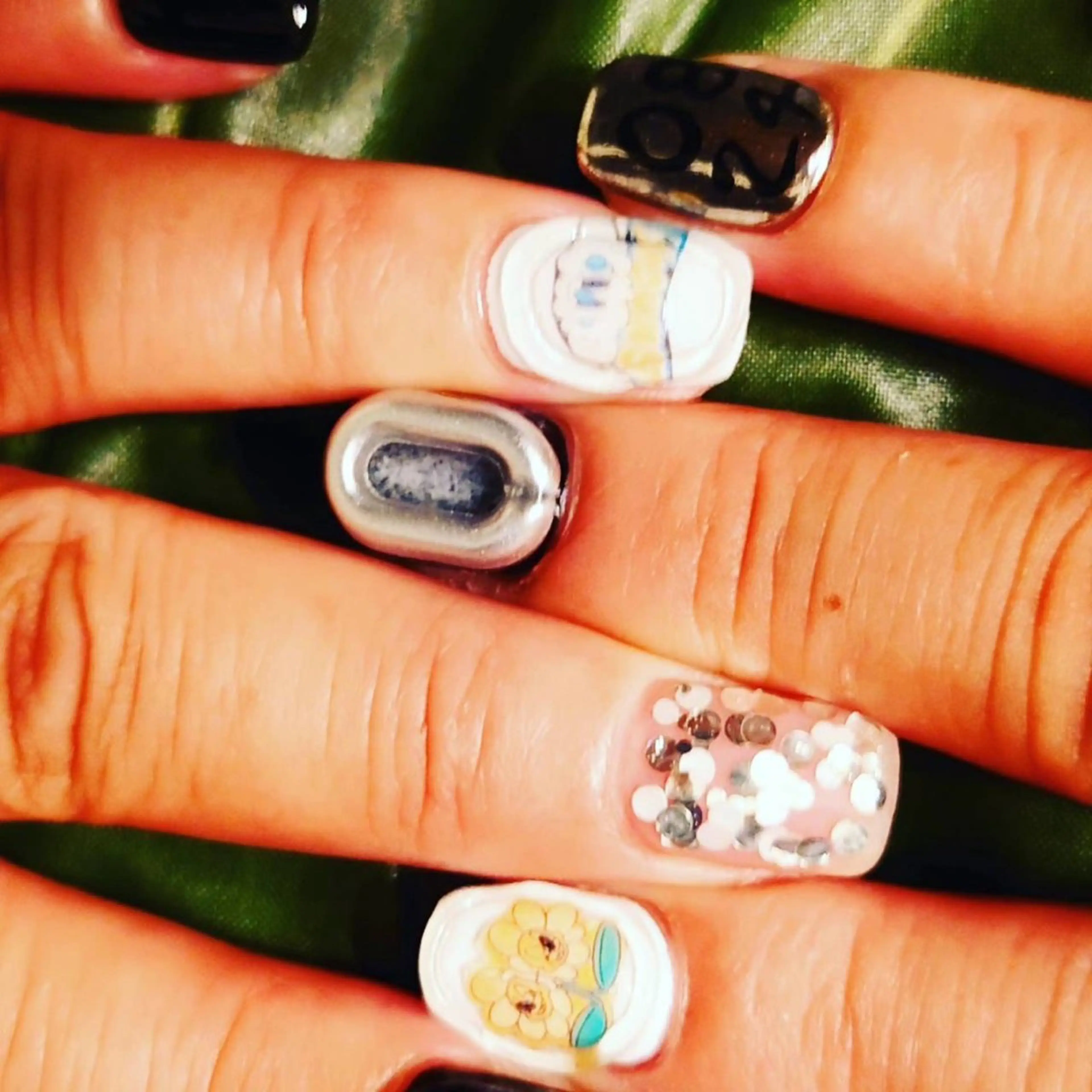 ネイル bebe nailのネイルデザイン