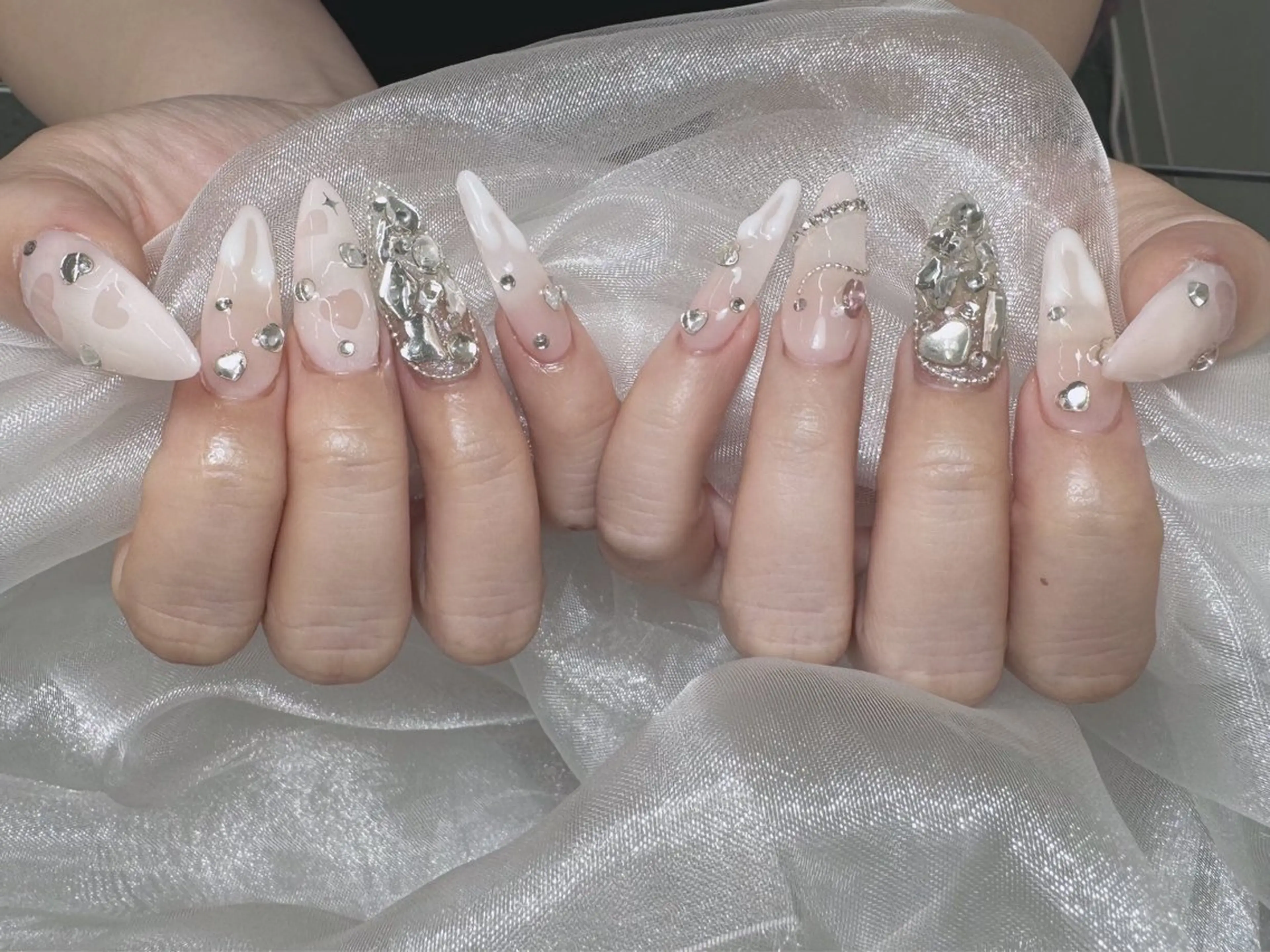 ネイル Tagi Nail 銀座店のネイルデザイン