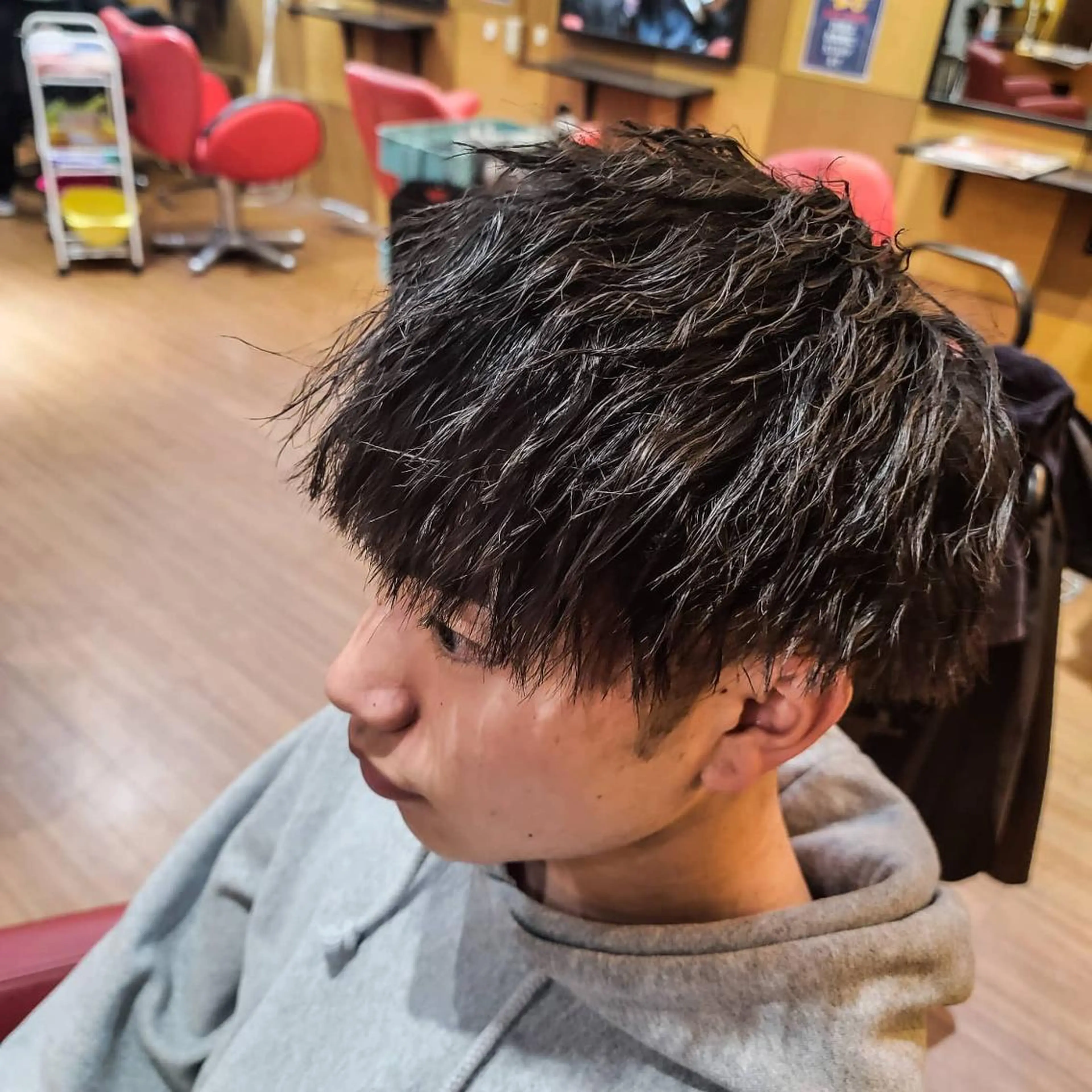 メンズ メンズパーマ メンズツイストパーマ ツイストパーマ 🩷Eny terrace🩷のヘアスタイル