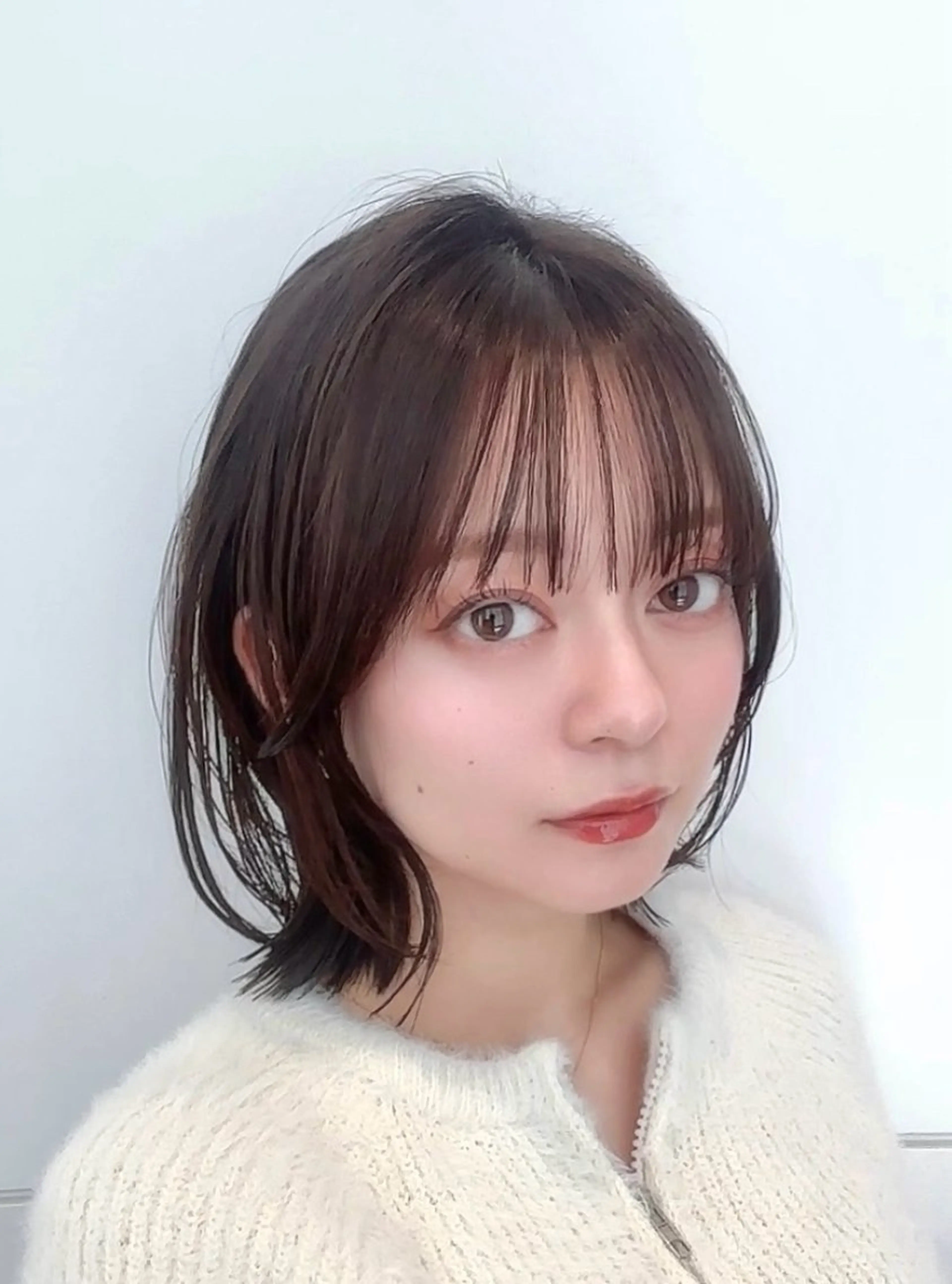 ミディアム カラー パーマ ボブレイヤー 透明感カラー グレージュ ボブ レイヤーカット カット ヘアカラー 縮毛矯正 トリートメント 🍀本格ヘッドスパ 👑髪質改善🍀英司のヘアスタイル