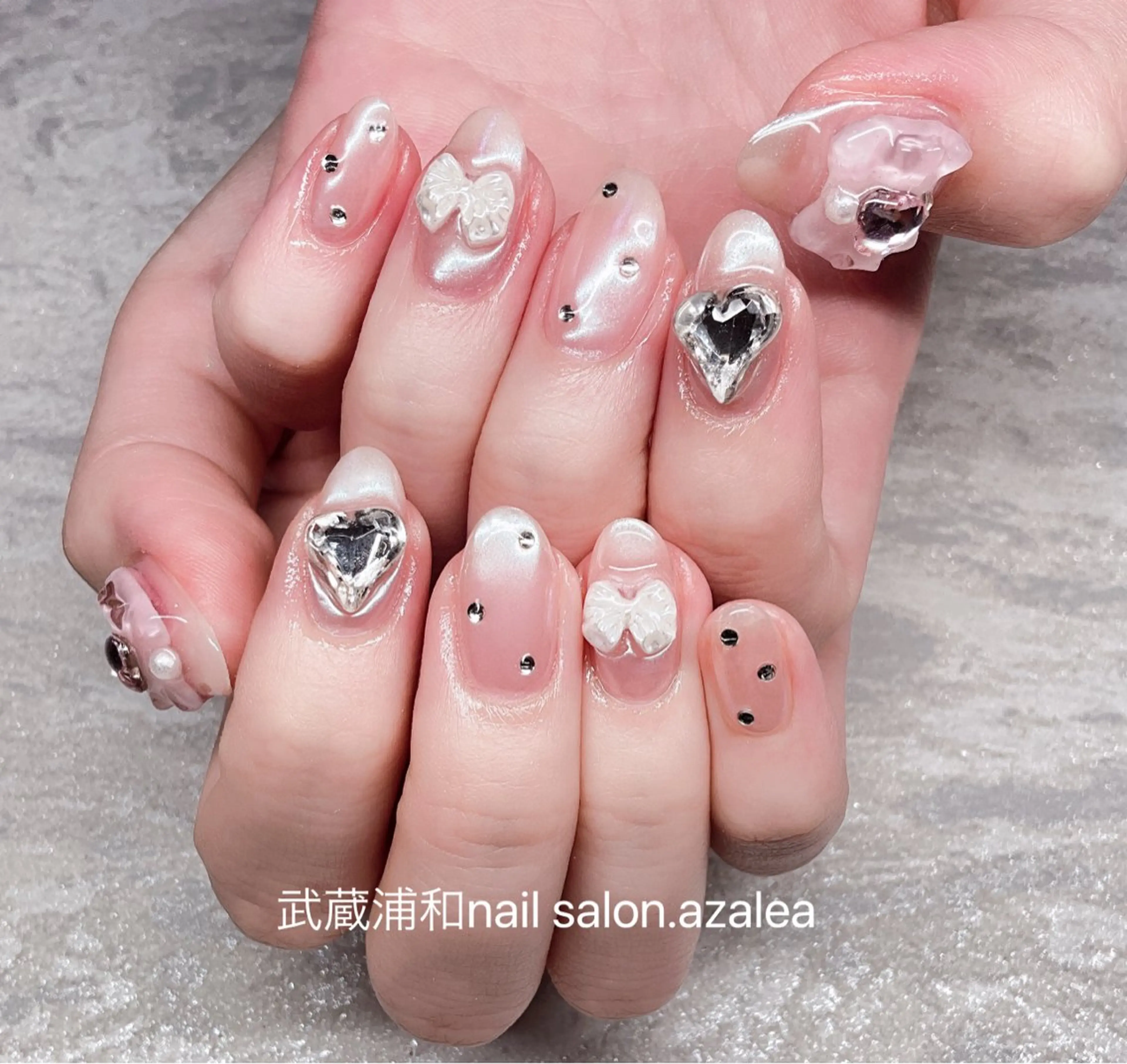 ネイル ハンドネイル R inのネイルデザイン