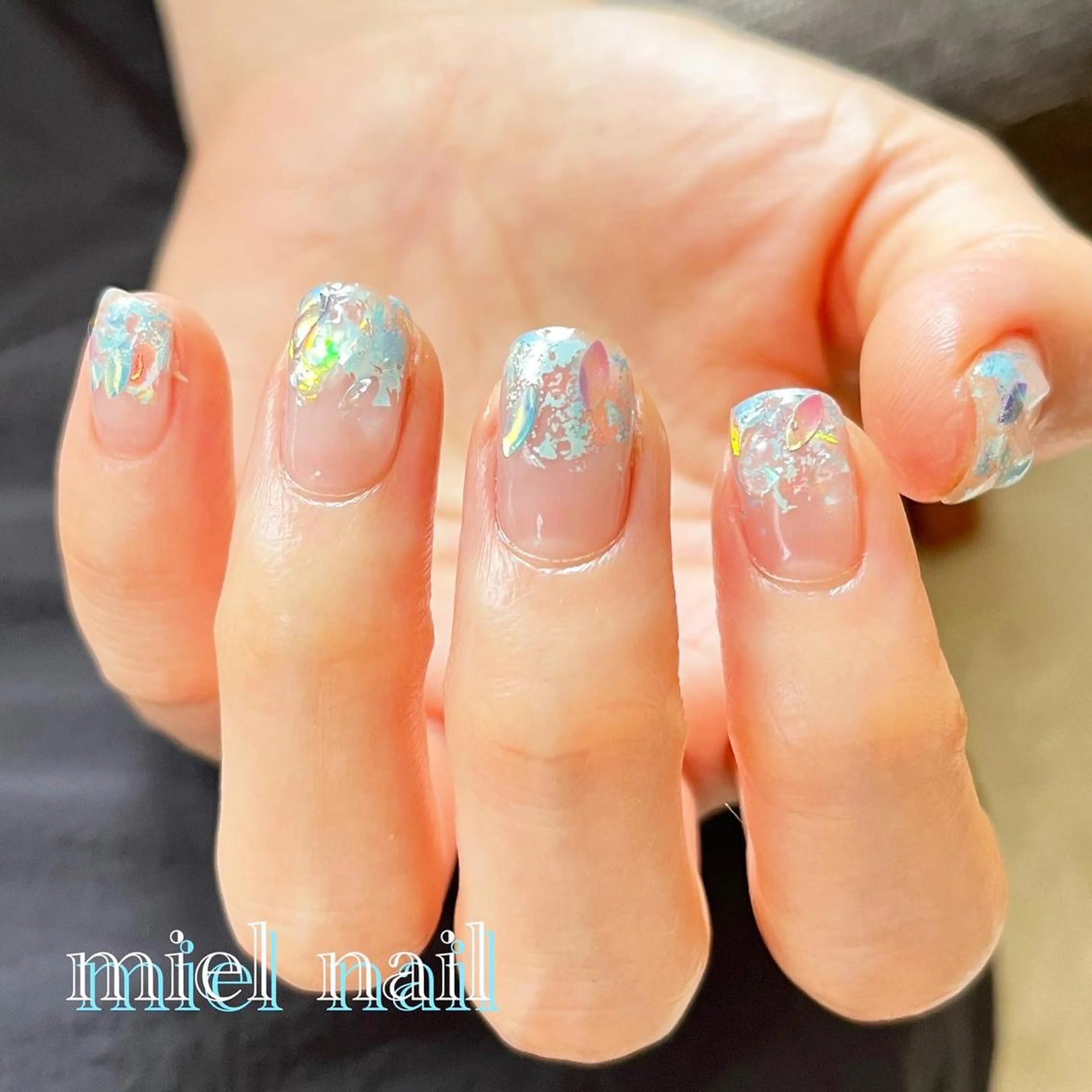 ネイル ブルー ホログラムネイル キラキラネイル 夏ネイル ハンドネイル miel nailのネイルデザイン