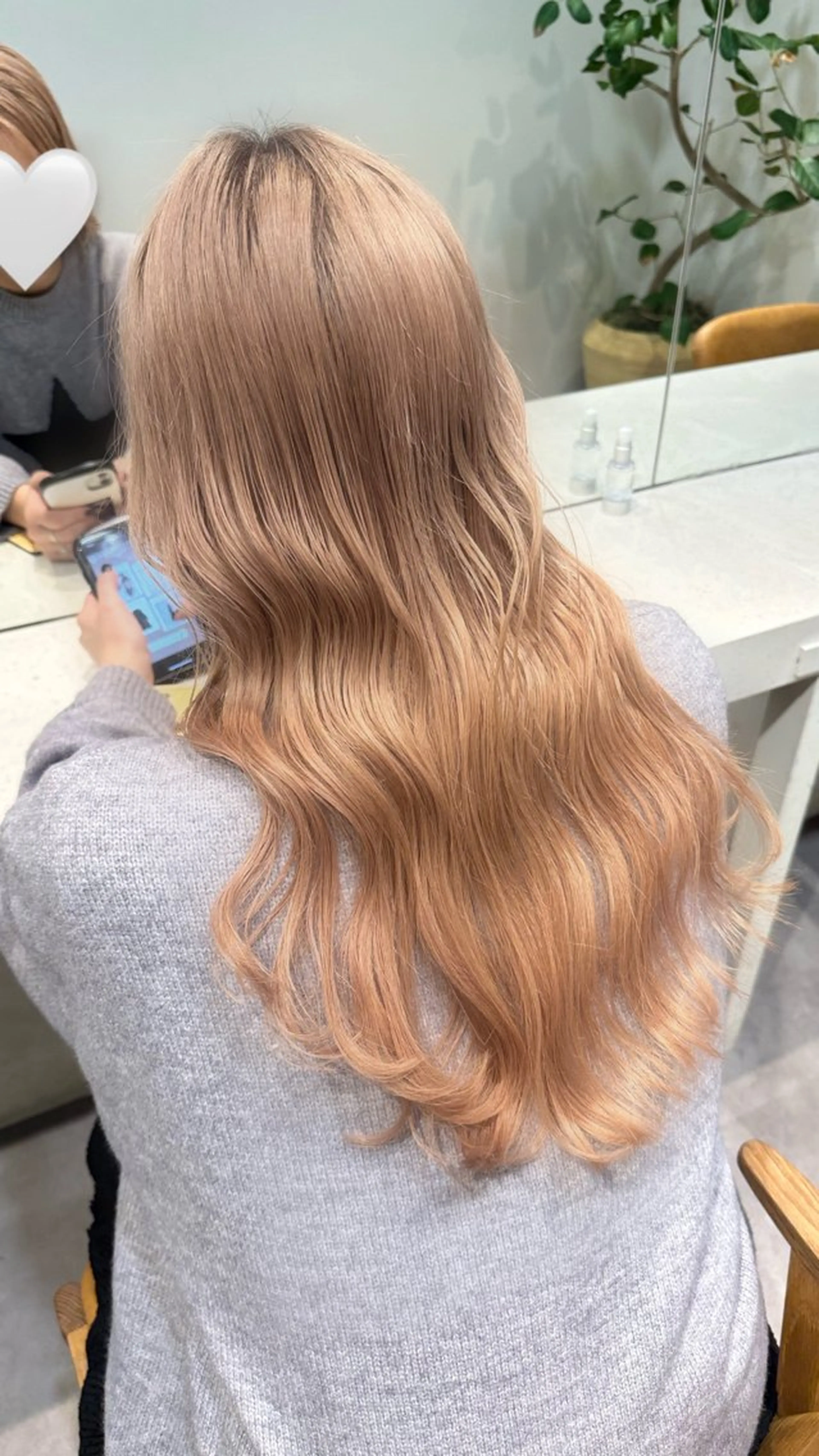 ロング カラー ヘアカラー HANAME 原宿美容室のヘアスタイル