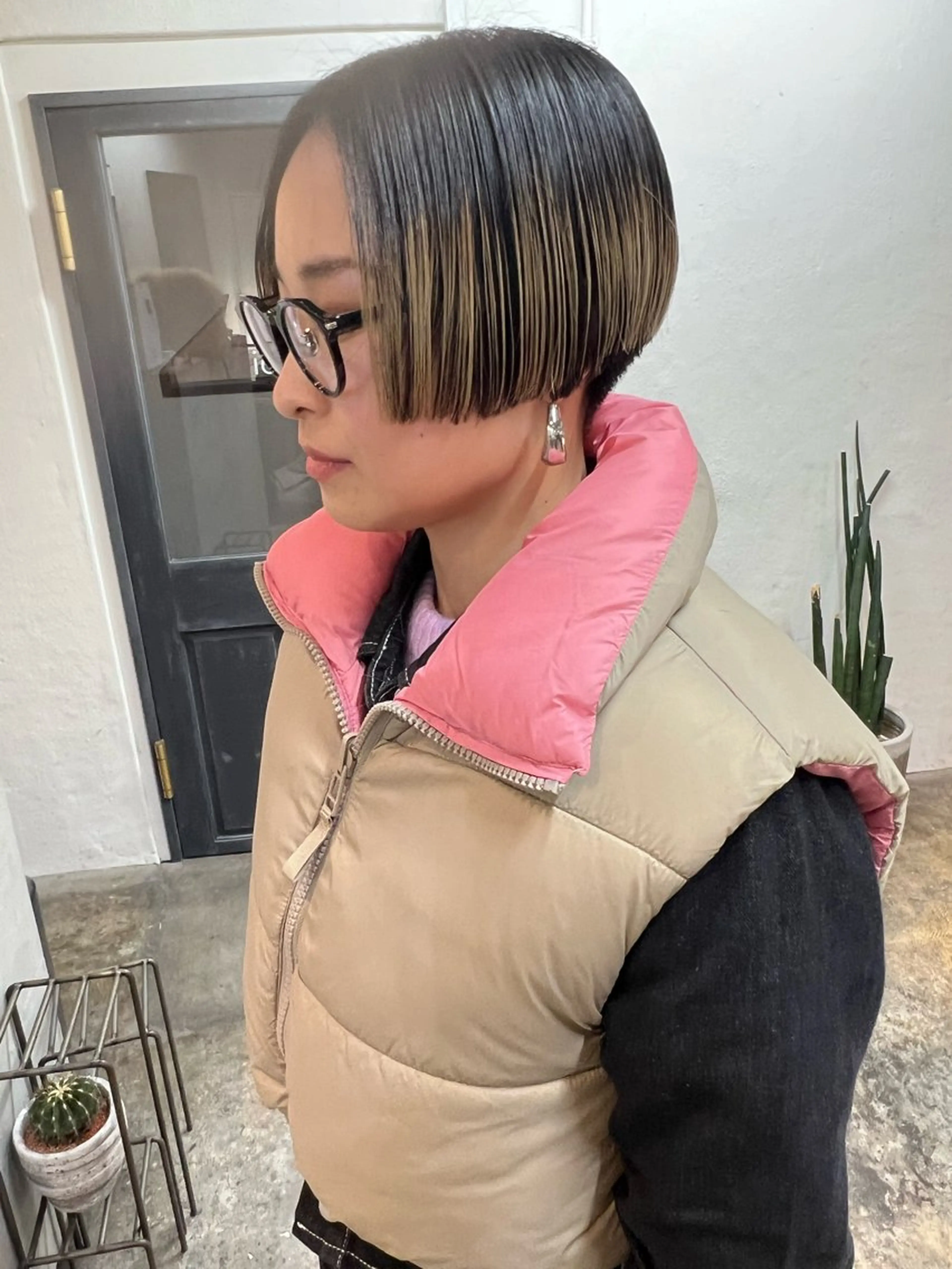 ショート 東のりか/ハイトーン ブリーチカラー/ボブのヘアスタイル