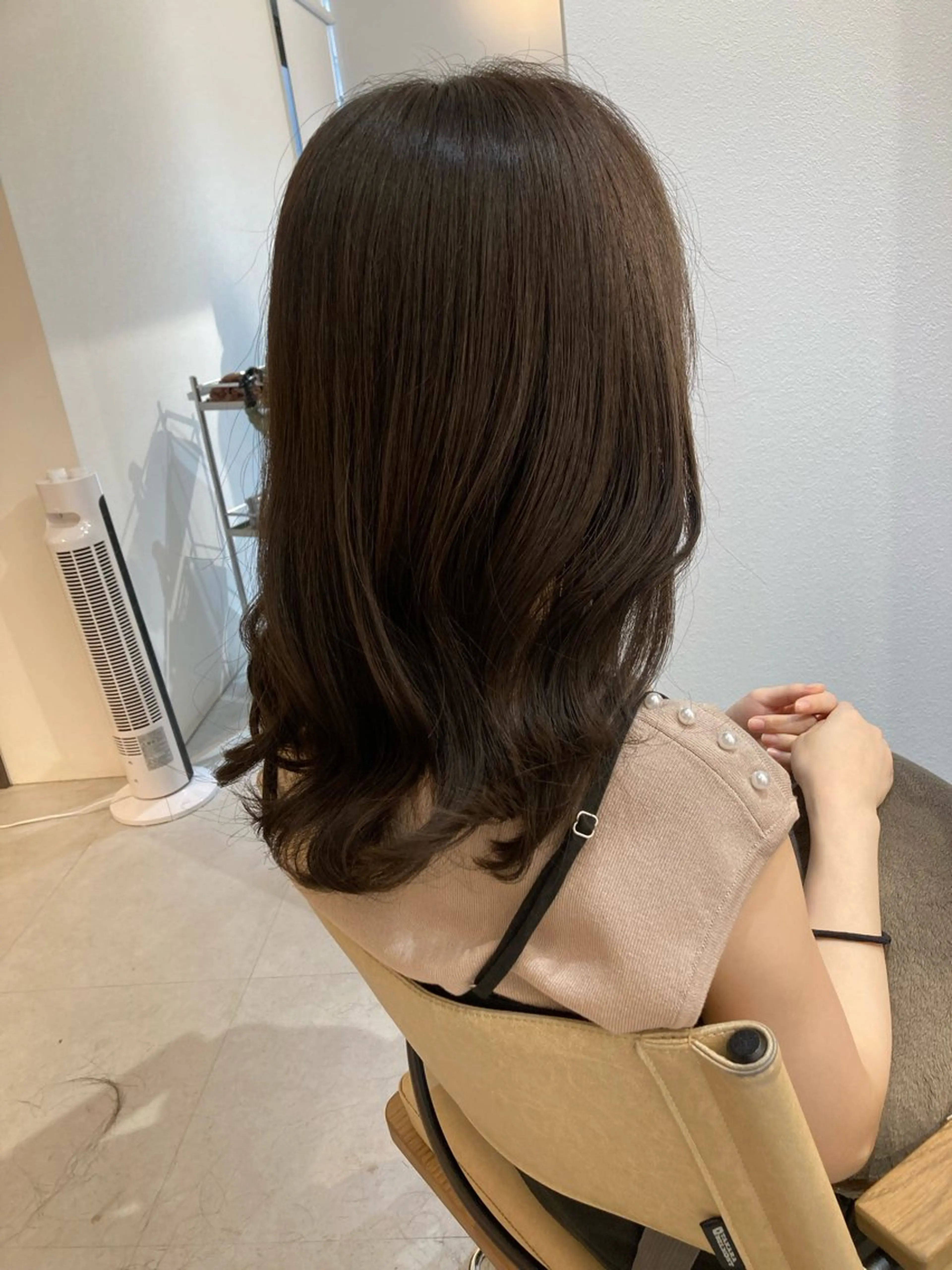 ミディアム ✨色持ちの良い艶 カラー✨蟹江真世のヘアスタイル