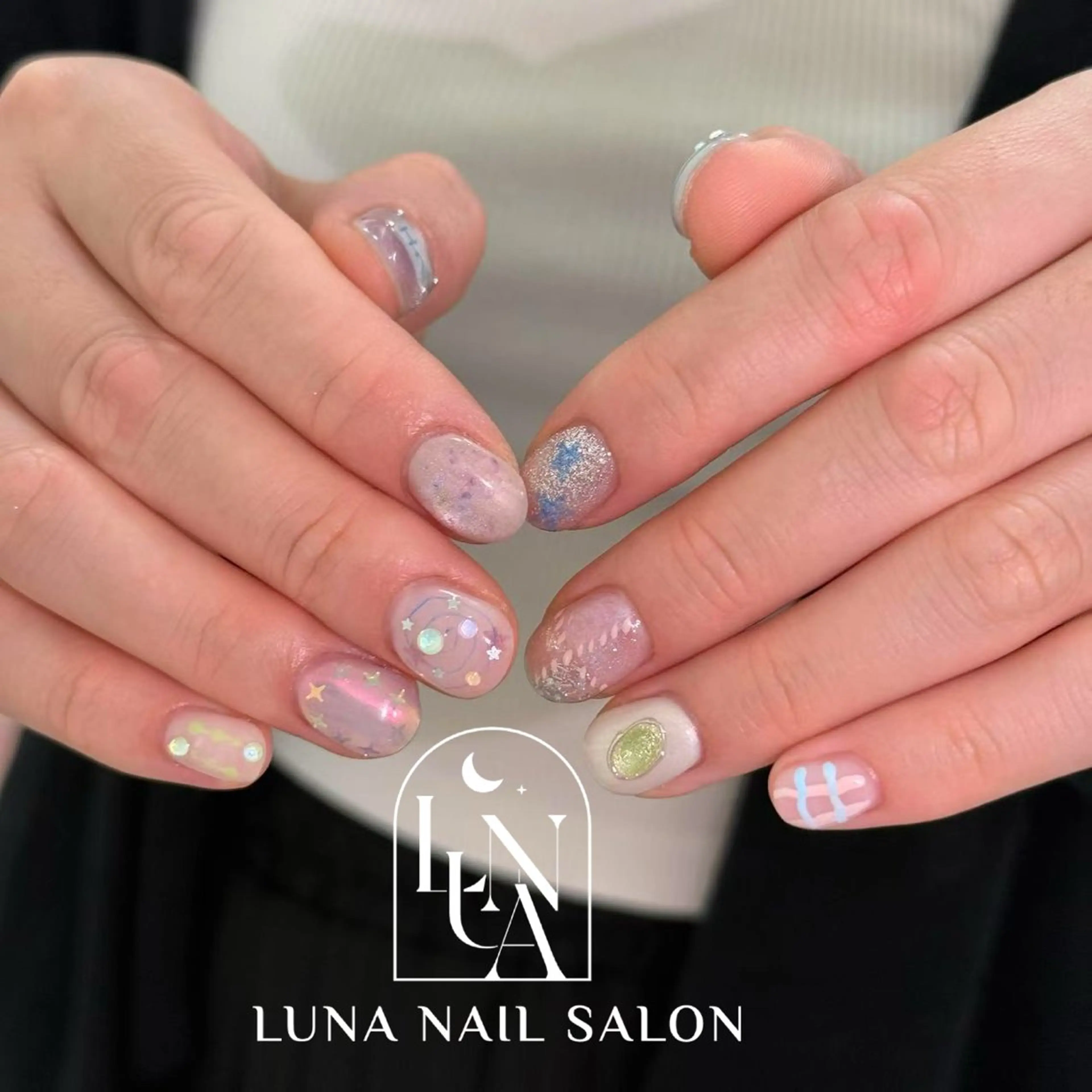 ネイル ハンドネイル フットネイル ハンドケア LUNA Nail salon💕のネイルデザイン