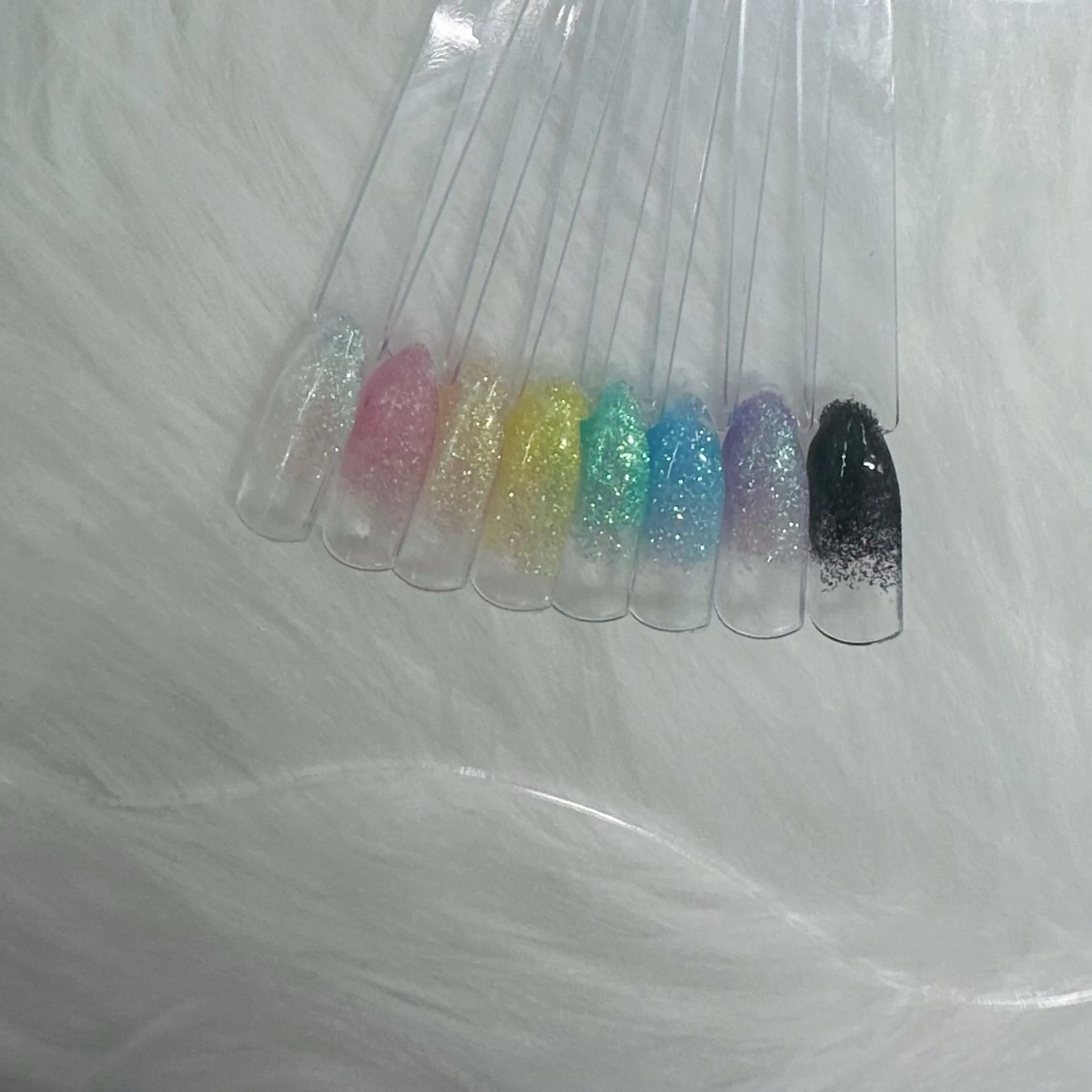 ネイル オーロラネイル ラメ(グリッター) ラメグラデーション エリクサーネイル池袋 藤田のネイルデザイン