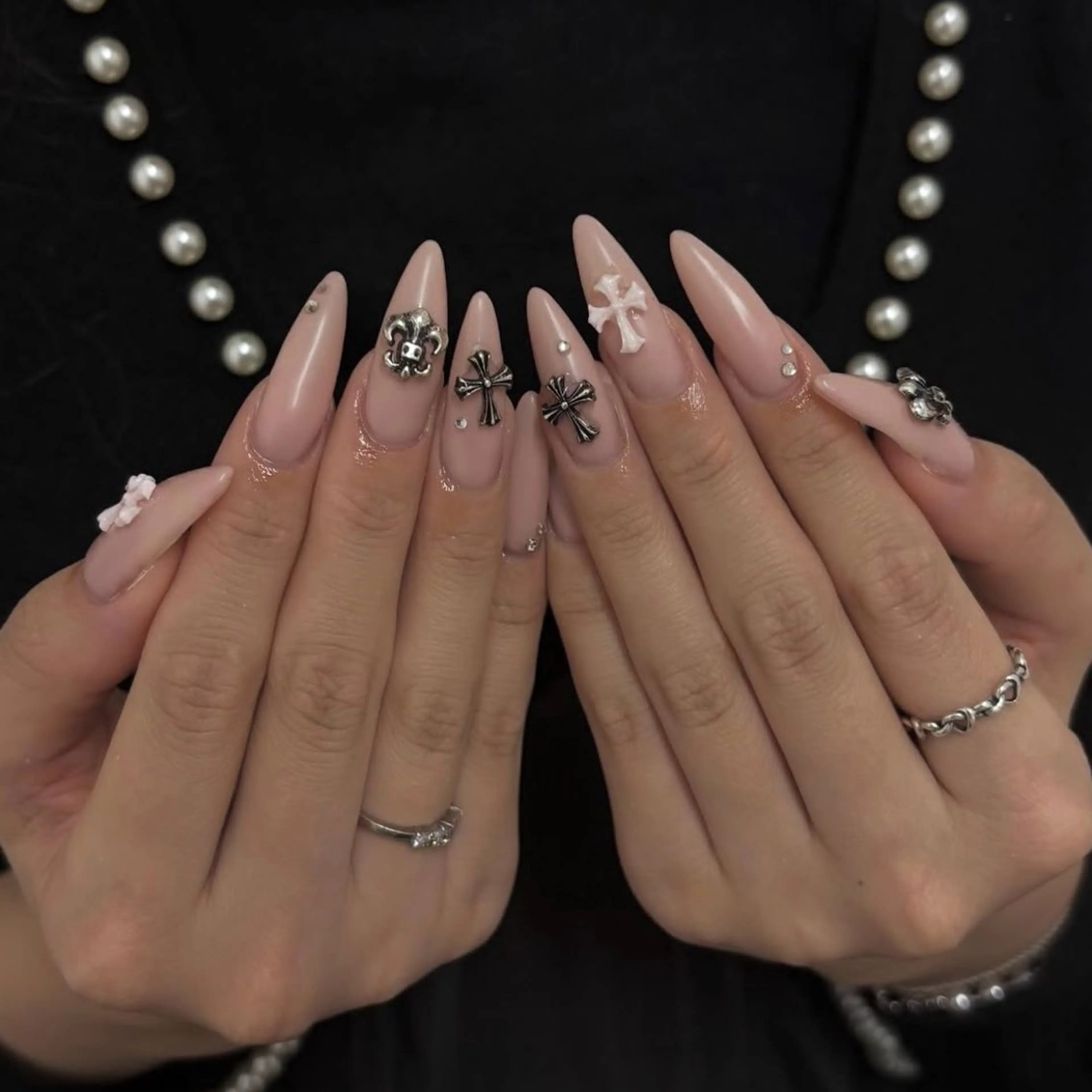 ネイル Sii nail 🤍SAKIのネイルデザイン