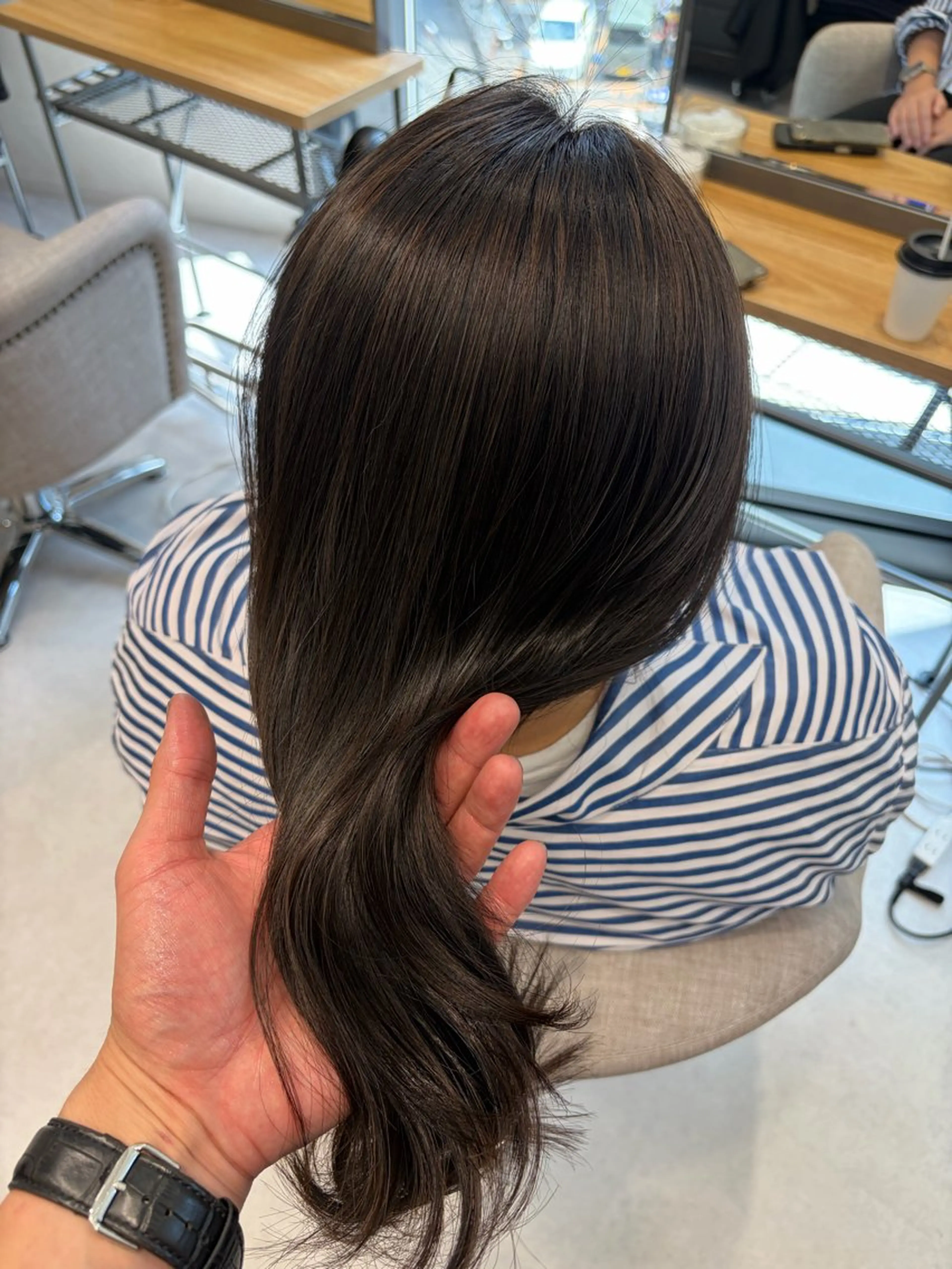 ロング カラー 透明感カラー グレージュ オリーブカラー 髪質改善 ✨艶髪カラー✨ 小林真也のヘアスタイル
