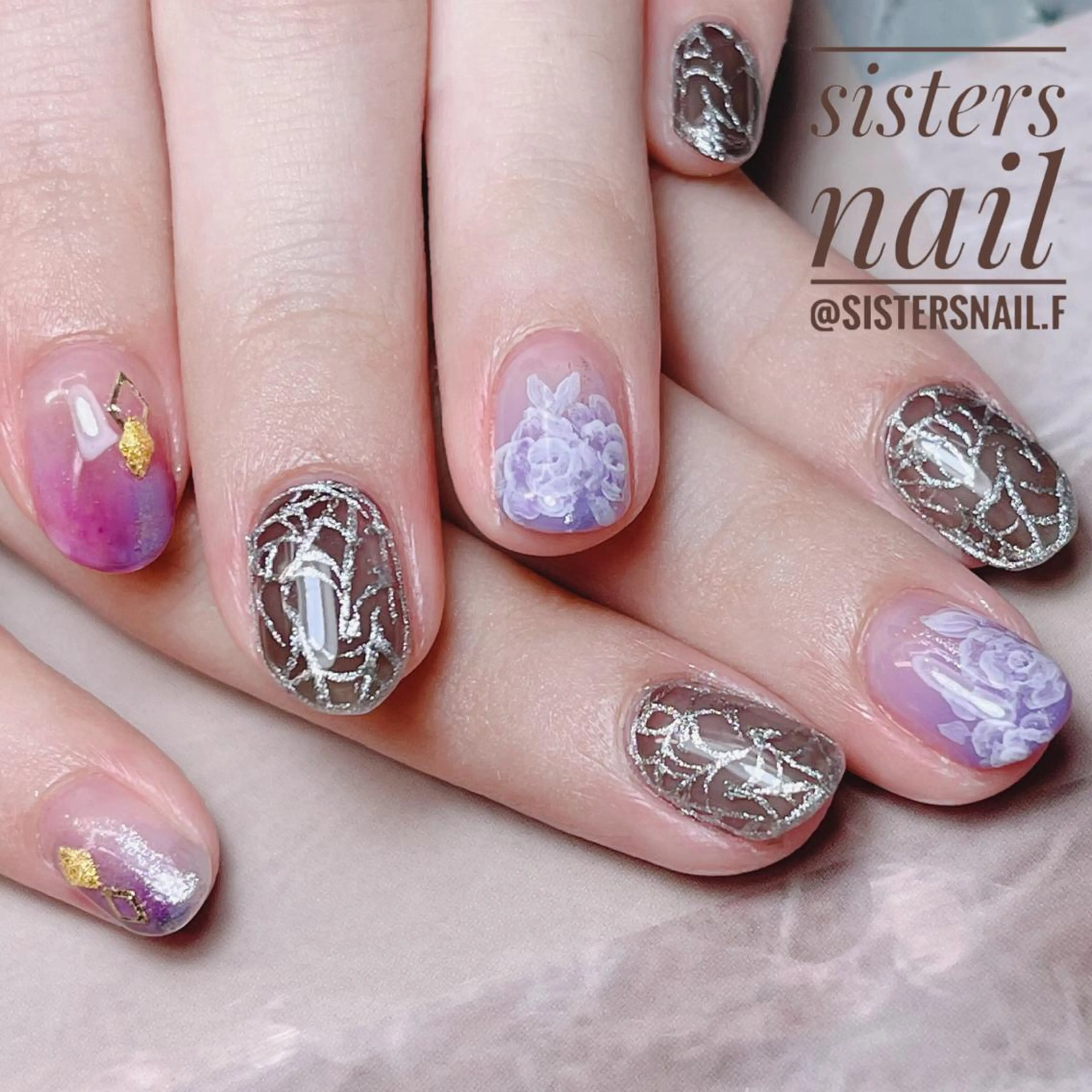 ネイル アートネイル ハロウィン ニュアンスネイル ブライダルネイル sisters nail.fのネイルデザイン