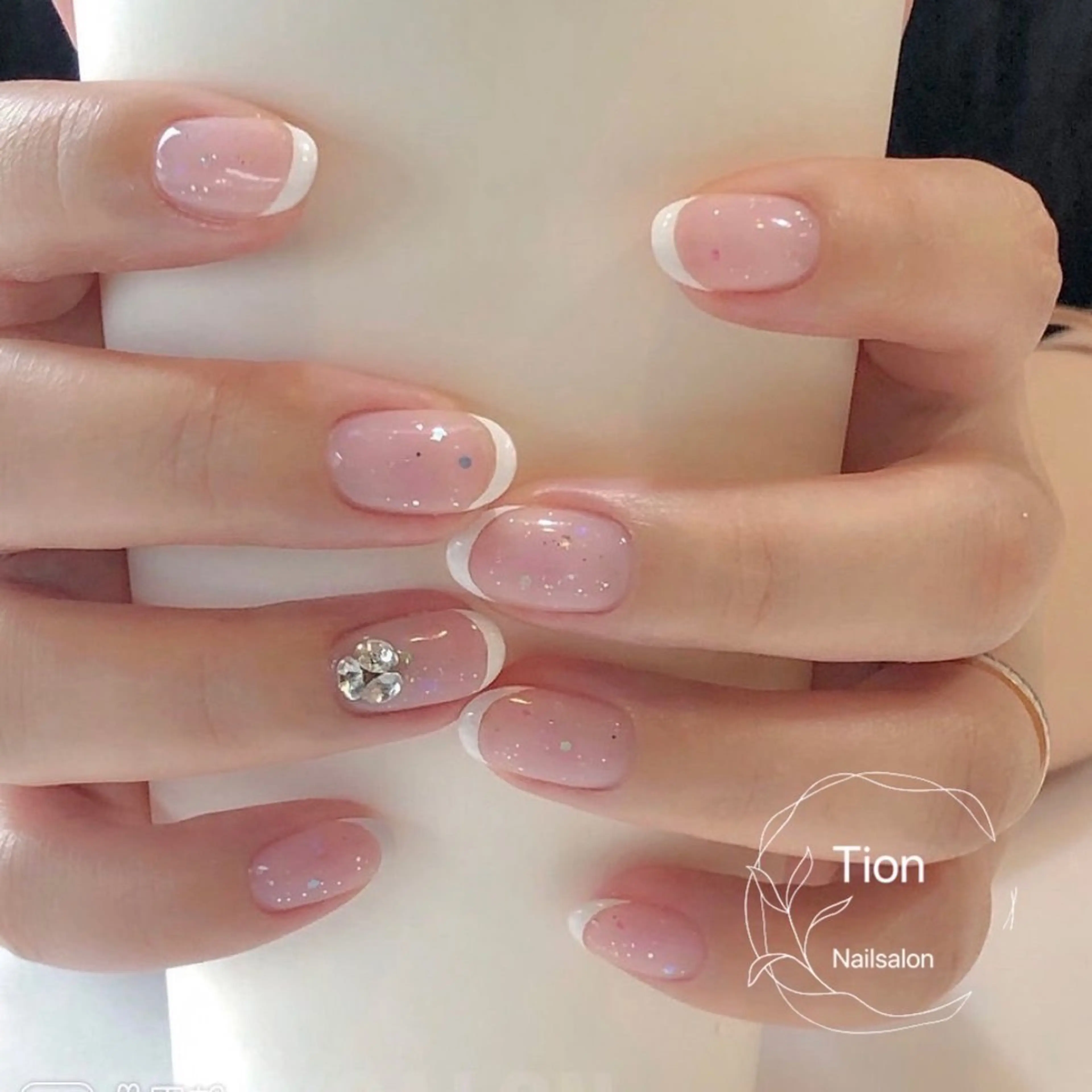 ネイル チークネイル 長さ出し フットネイル フレンチネイル ジェルネイル ネイルサロン ティオンのネイルデザイン