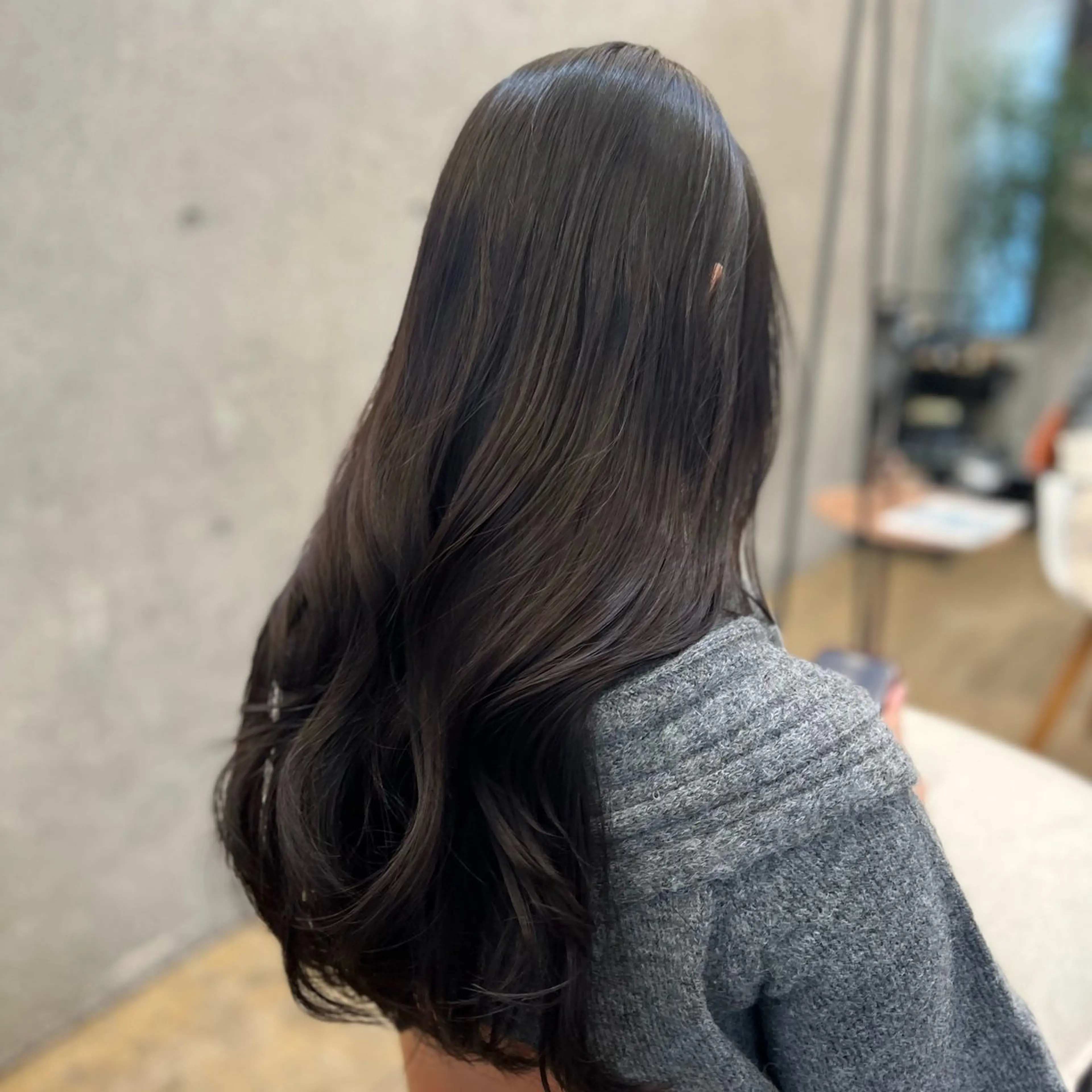 ロング カラー 透明感カラー オレンジ ヘアカラー トリートメント ムツキ/品のある 艶カラー/縮毛矯正のヘアスタイル
