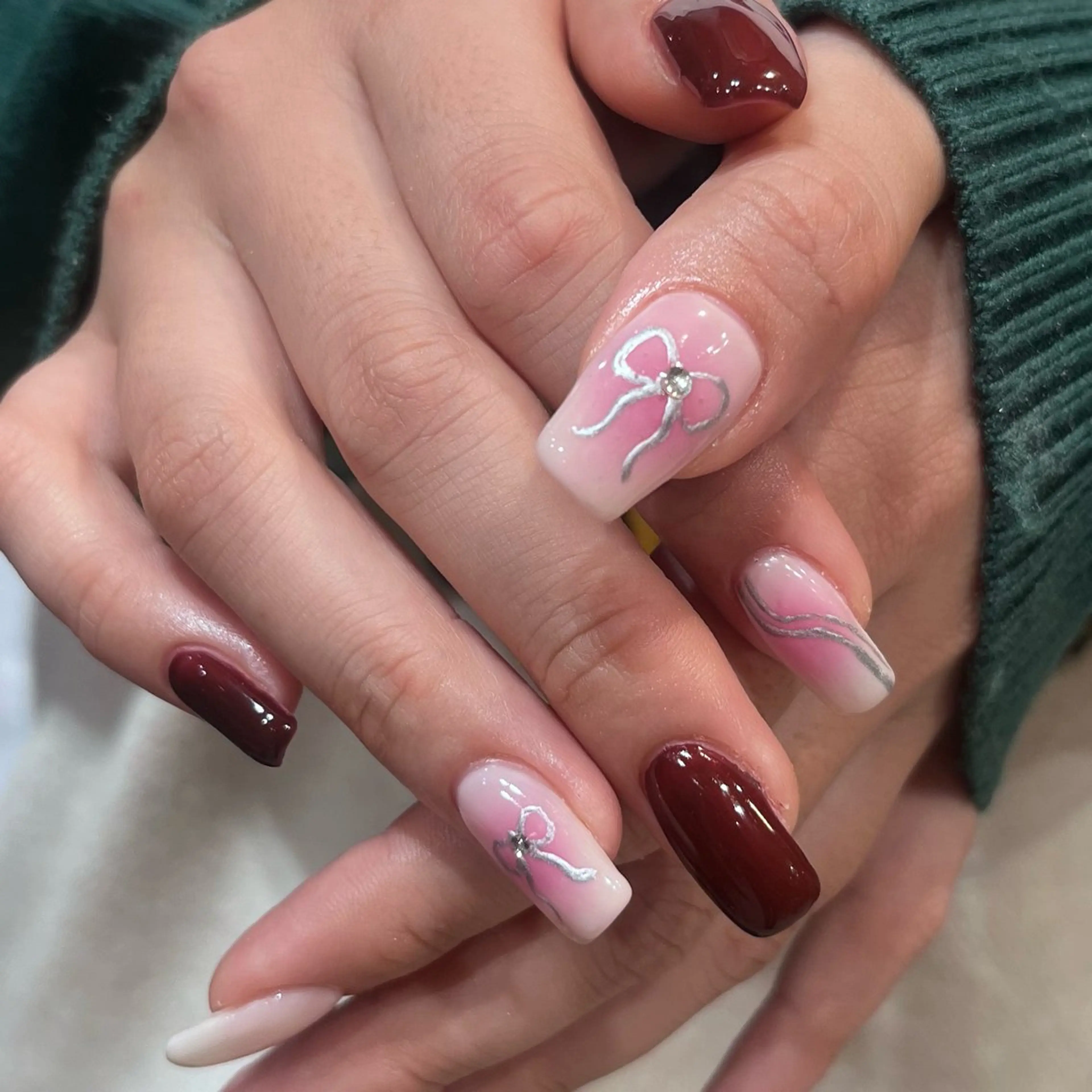 ネイル ハンドネイル 🩶レイナ🩶 color/nailのヘアスタイル