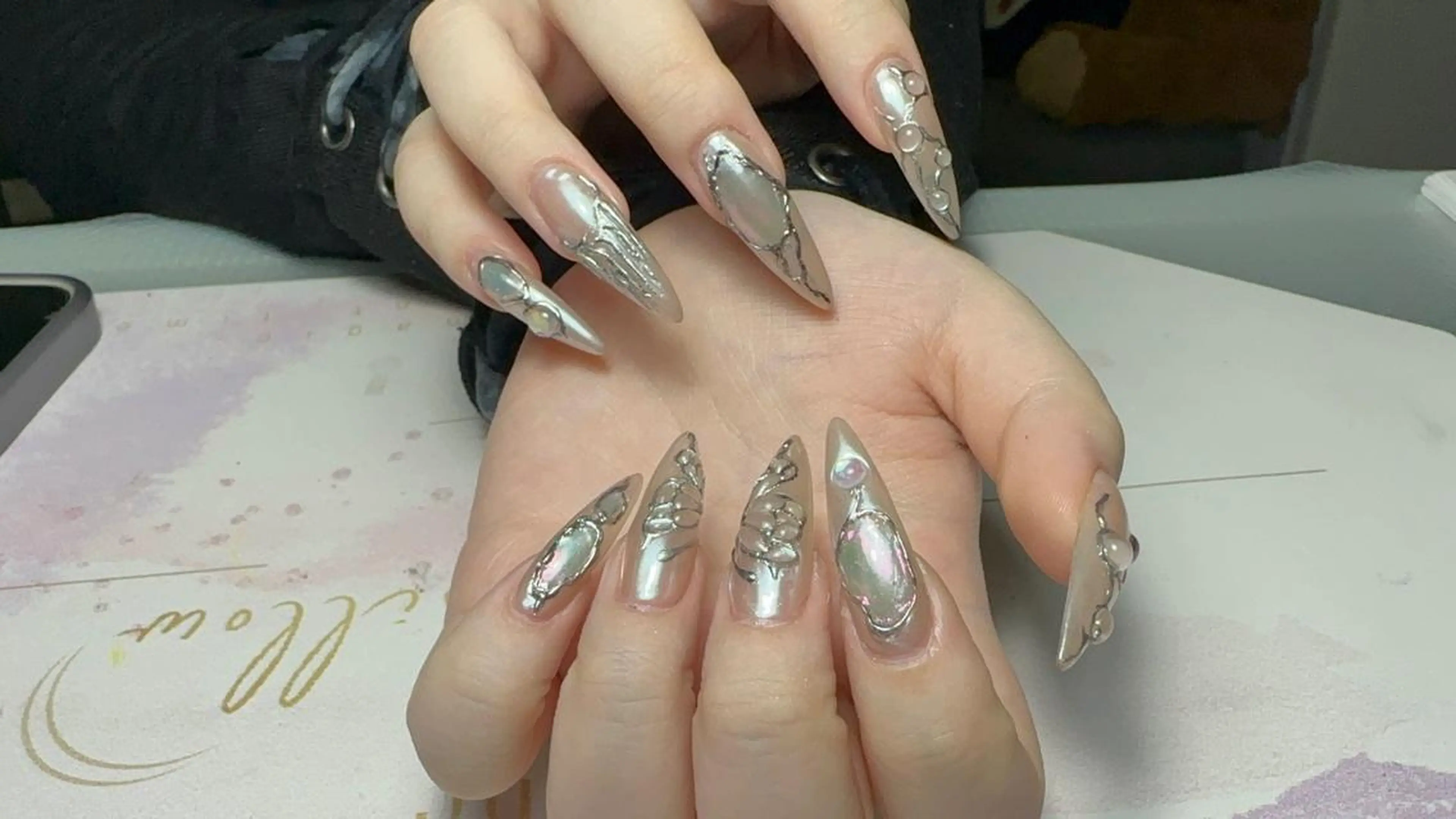 ネイル Eveネイル チップスカルプ専門店のネイルデザイン