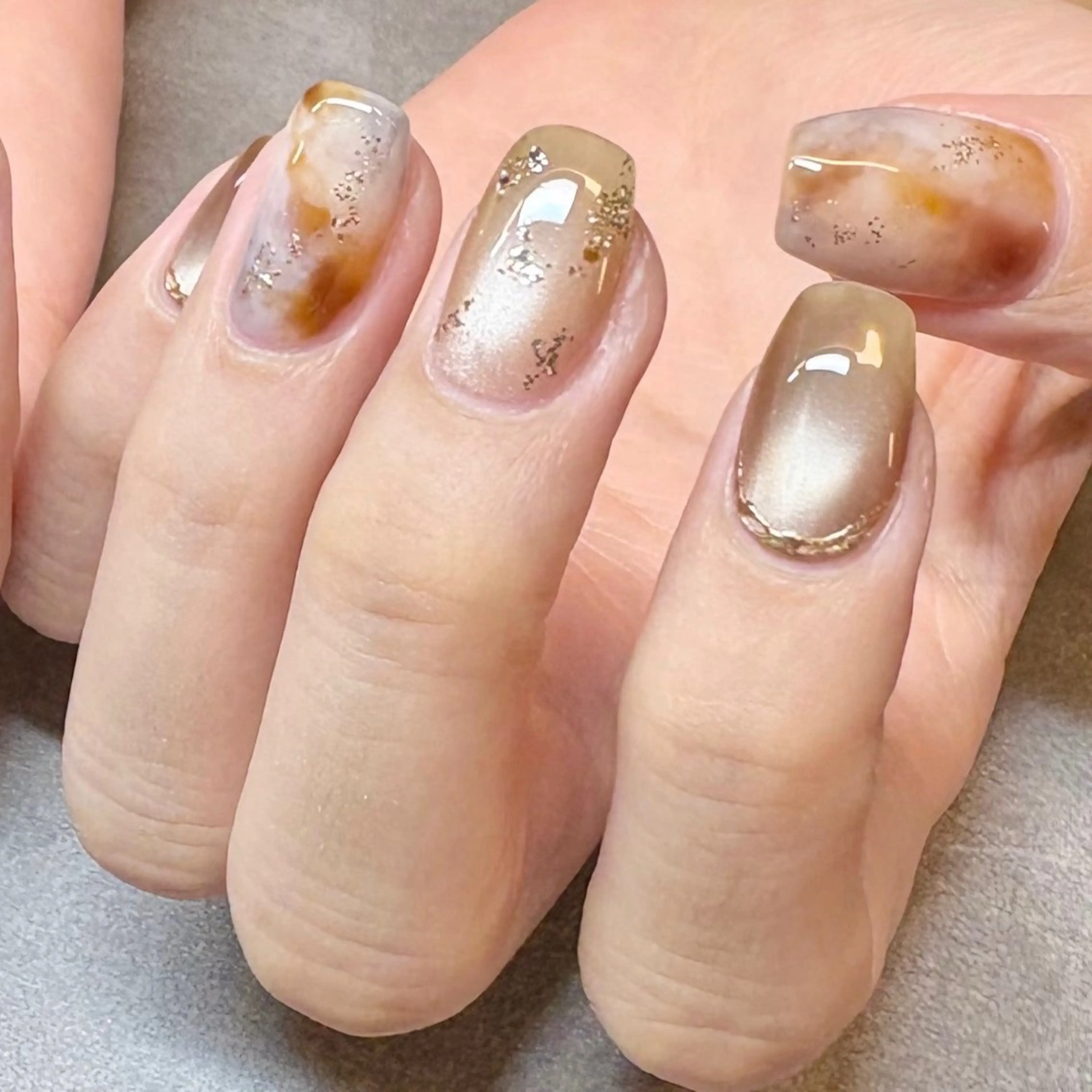 ネイル アートネイル マグネットネイル ニュアンスネイル ワンカラーネイル シンプルネイル Still me所属・Still me 初台のネイルデザイン