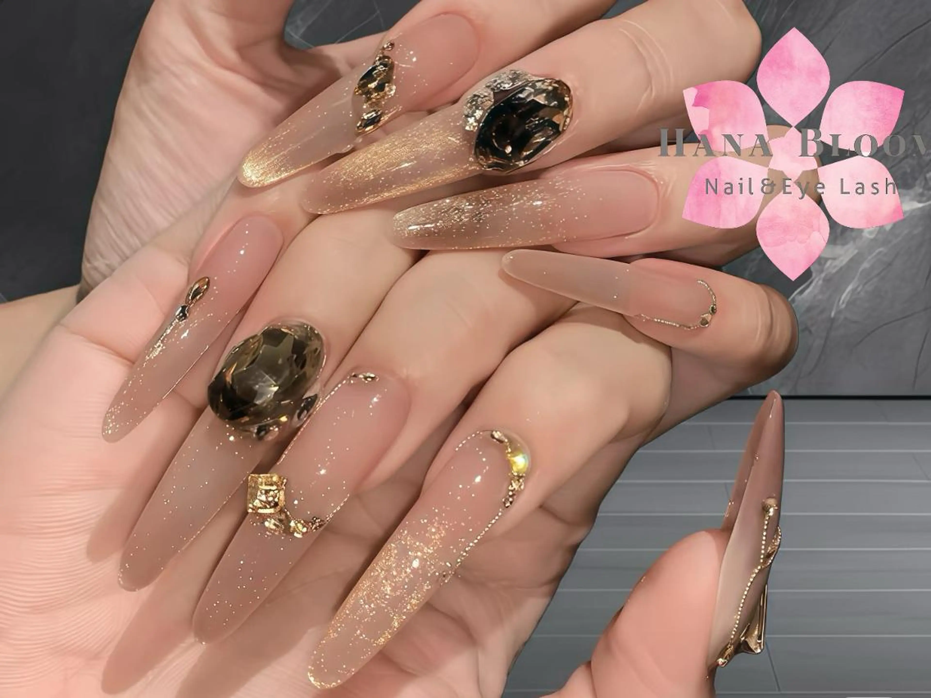 ネイル 長さ出し フレンチネイル ジェルネイル ガラスフレンチ 韓国ネイル Hana Bloom Nail💛Rinaのネイルデザイン