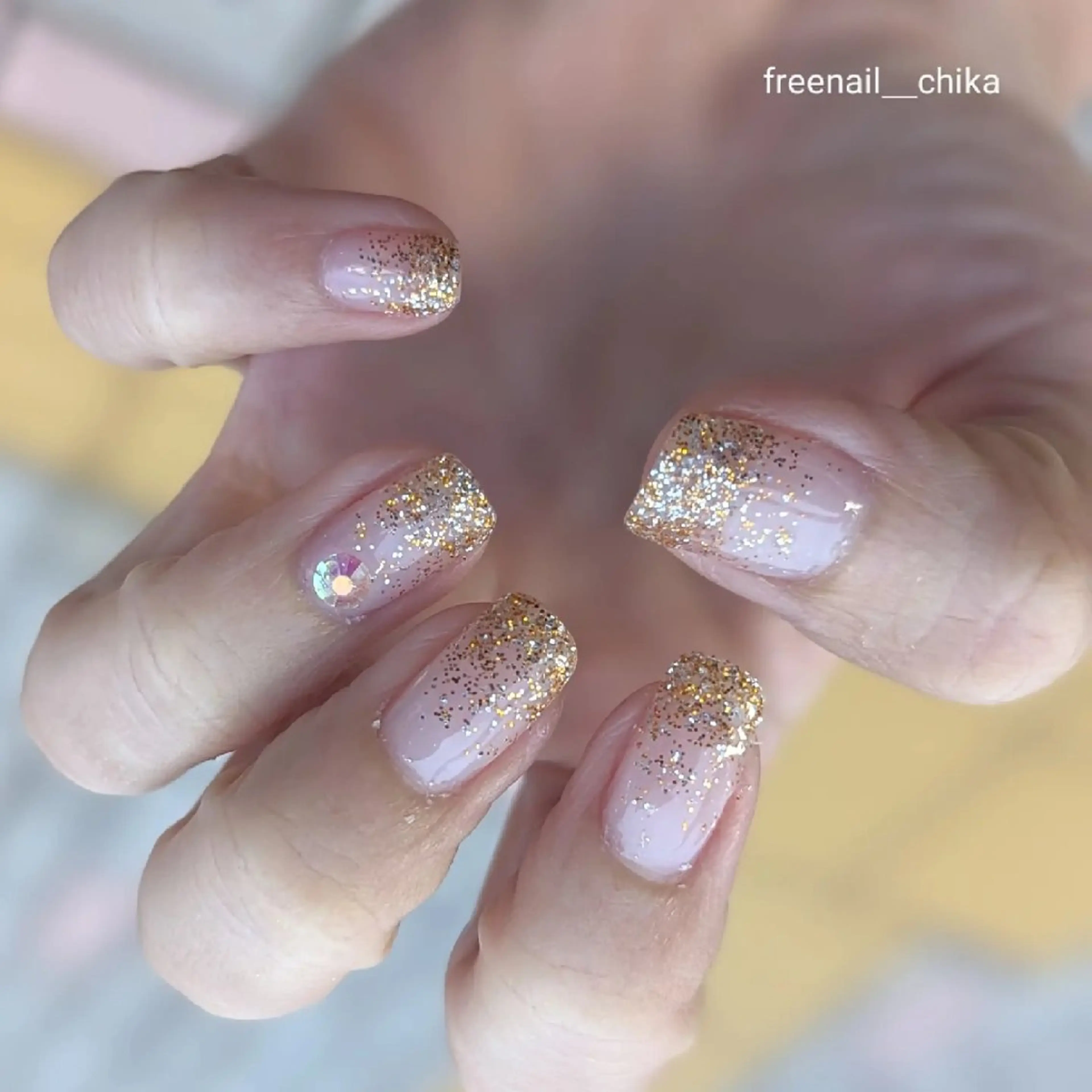 ネイル クリアネイル ジェルネイル グラデーション ラメ(グリッター) ラメグラデーション free nail フリーネイルのネイルデザイン