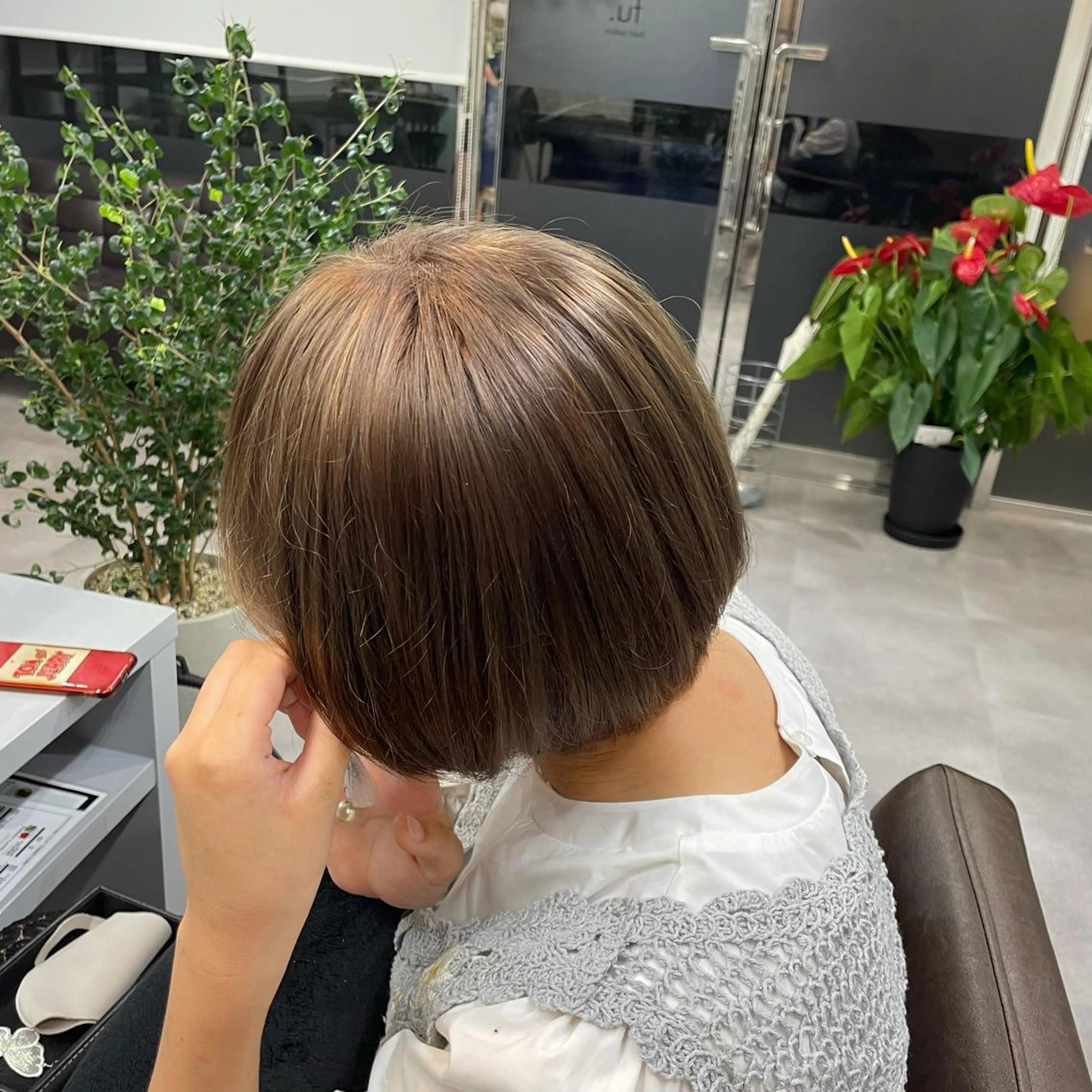 ショート ヘアカラー monami 山本華菜のヘアスタイル