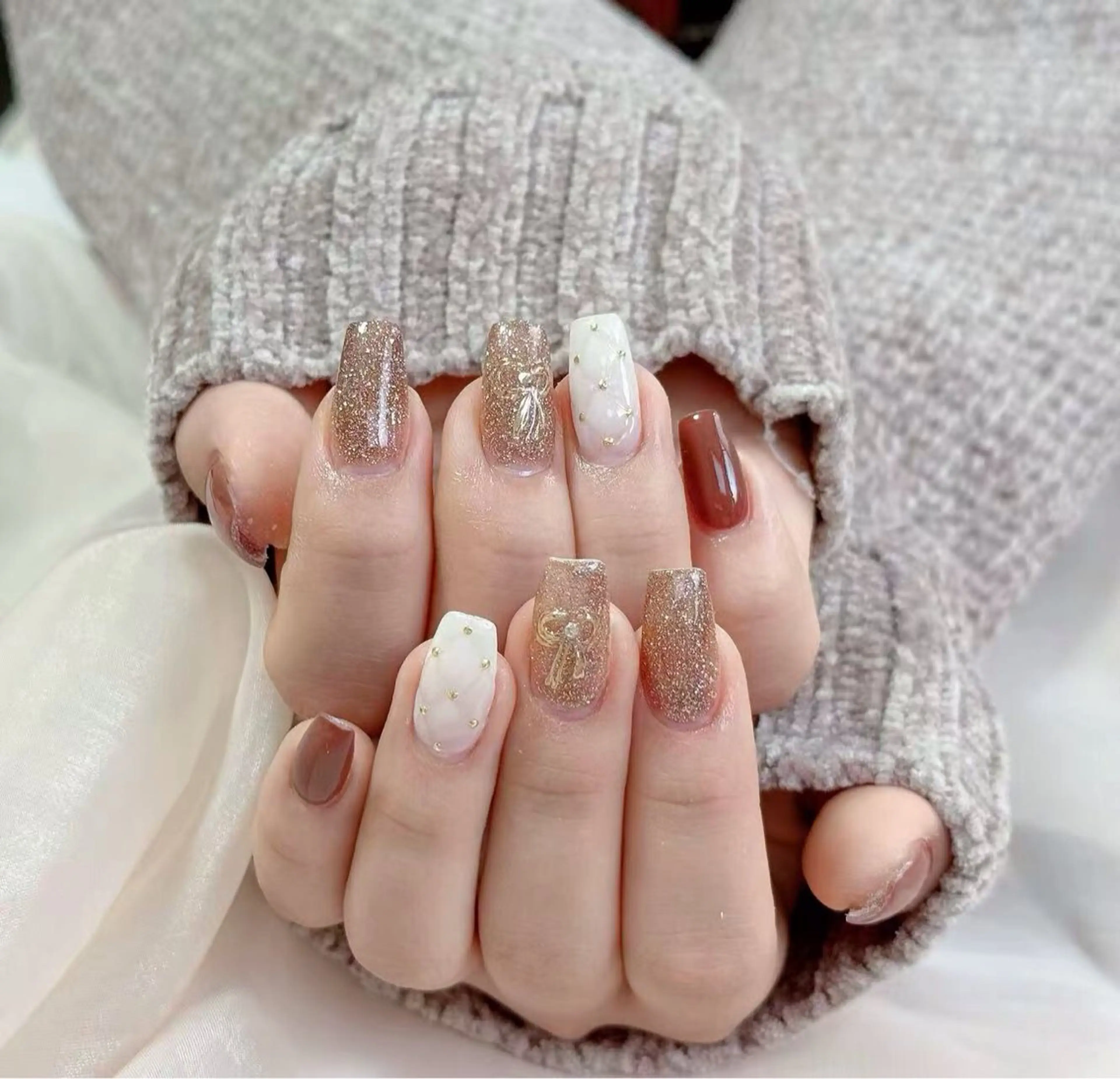 ネイル ハンドネイル 小 雨のネイルデザイン