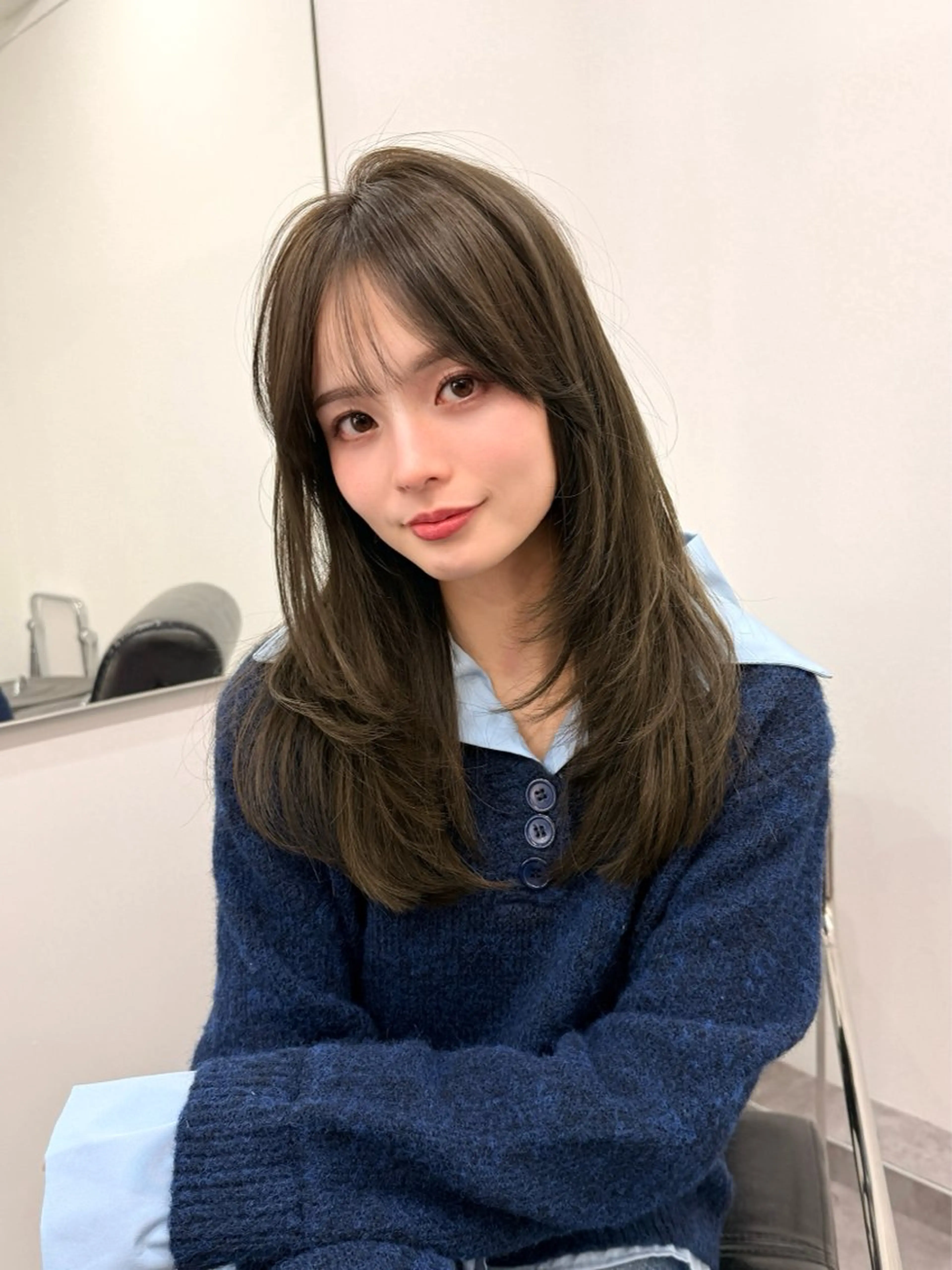 セミロング カラー ブリーチ グレージュ ブリーチなしカラー オリーブグレージュ オリーブグレー カット ヘアカラー トリートメント 顔まわり職人🇰🇷 韓国ヘア/KAITOのヘアスタイル