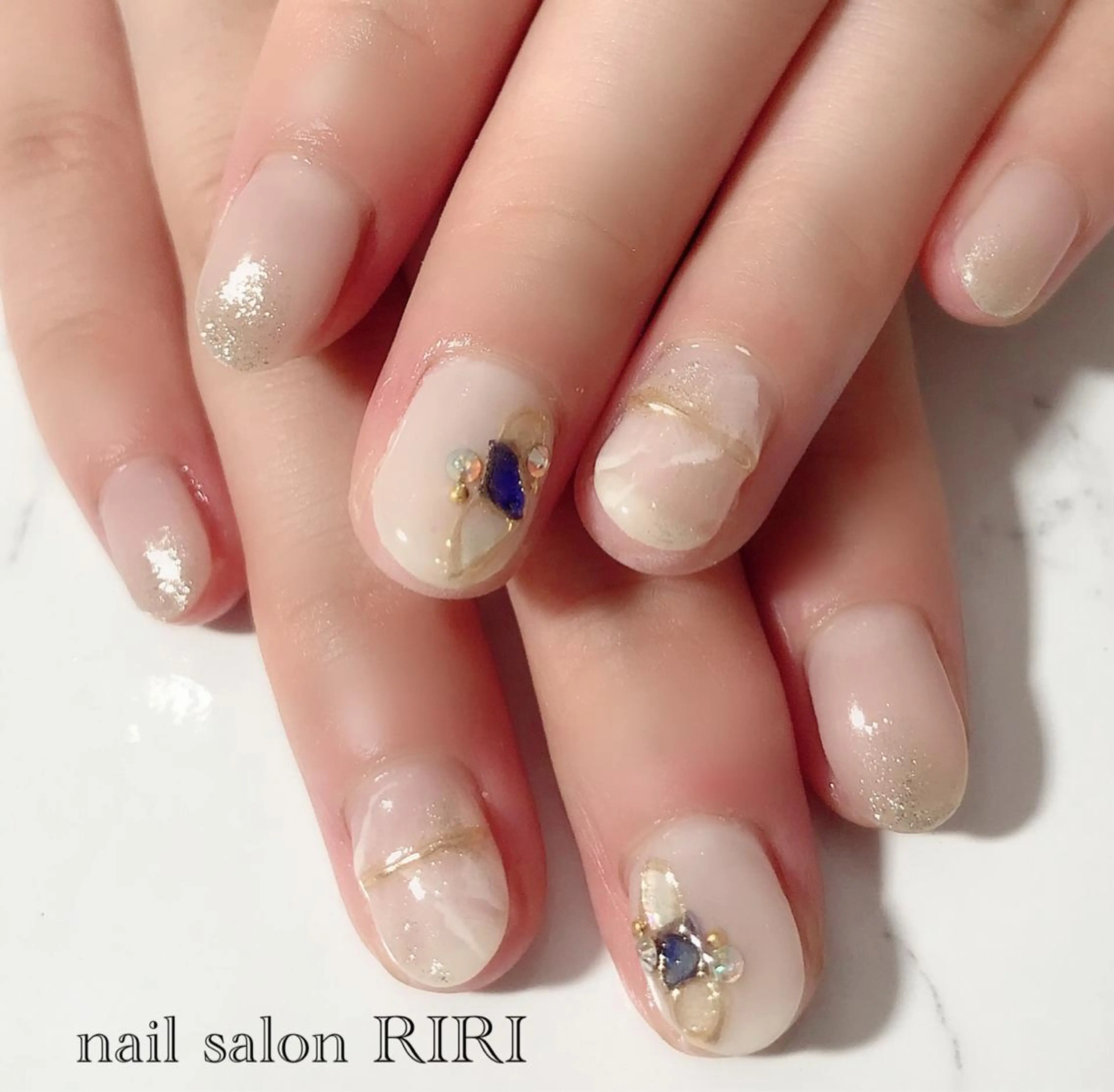 ネイル ニュアンスネイル RIRI リリのネイルデザイン