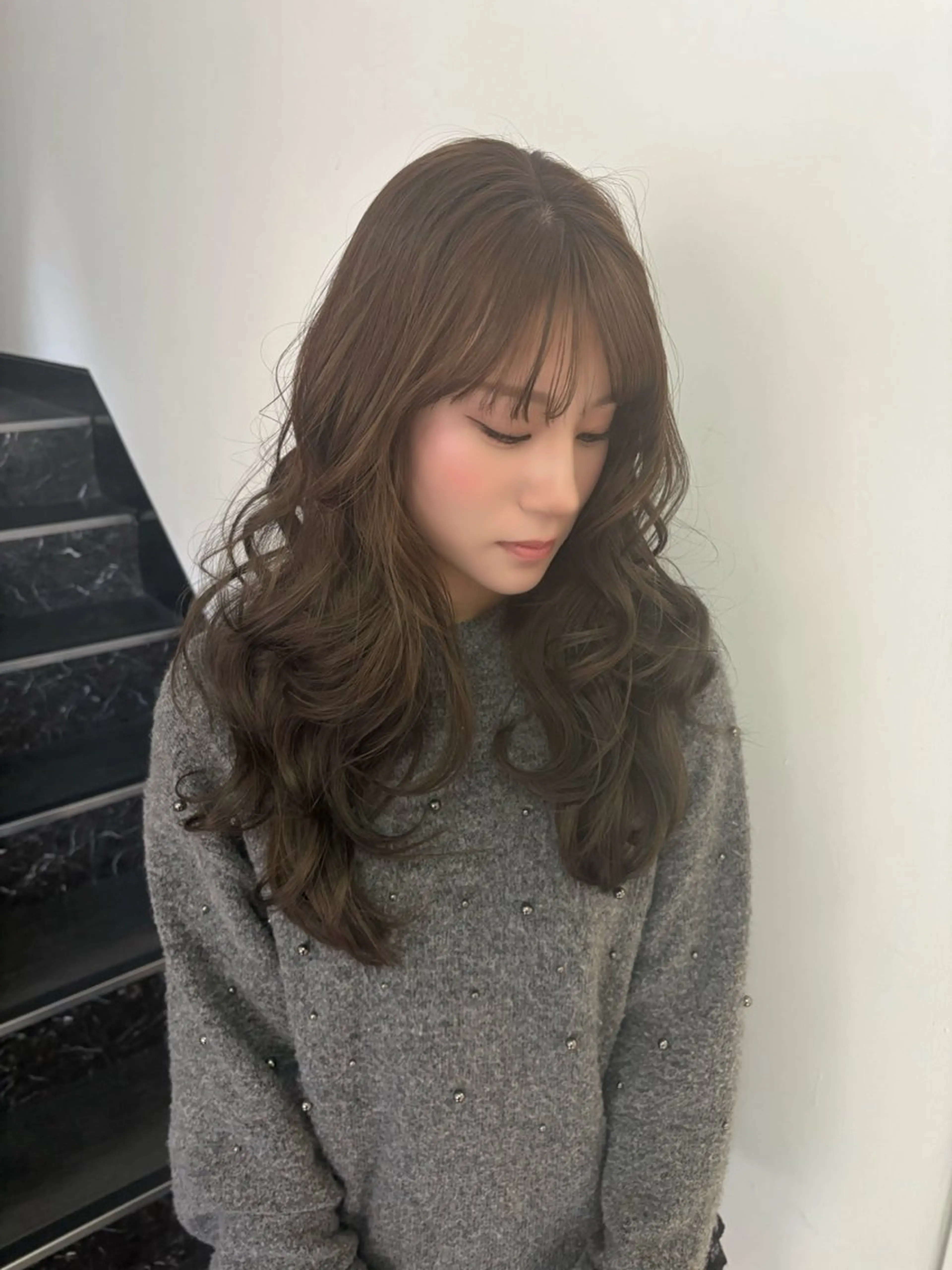 ロング カラー 大山 茶子のヘアスタイル