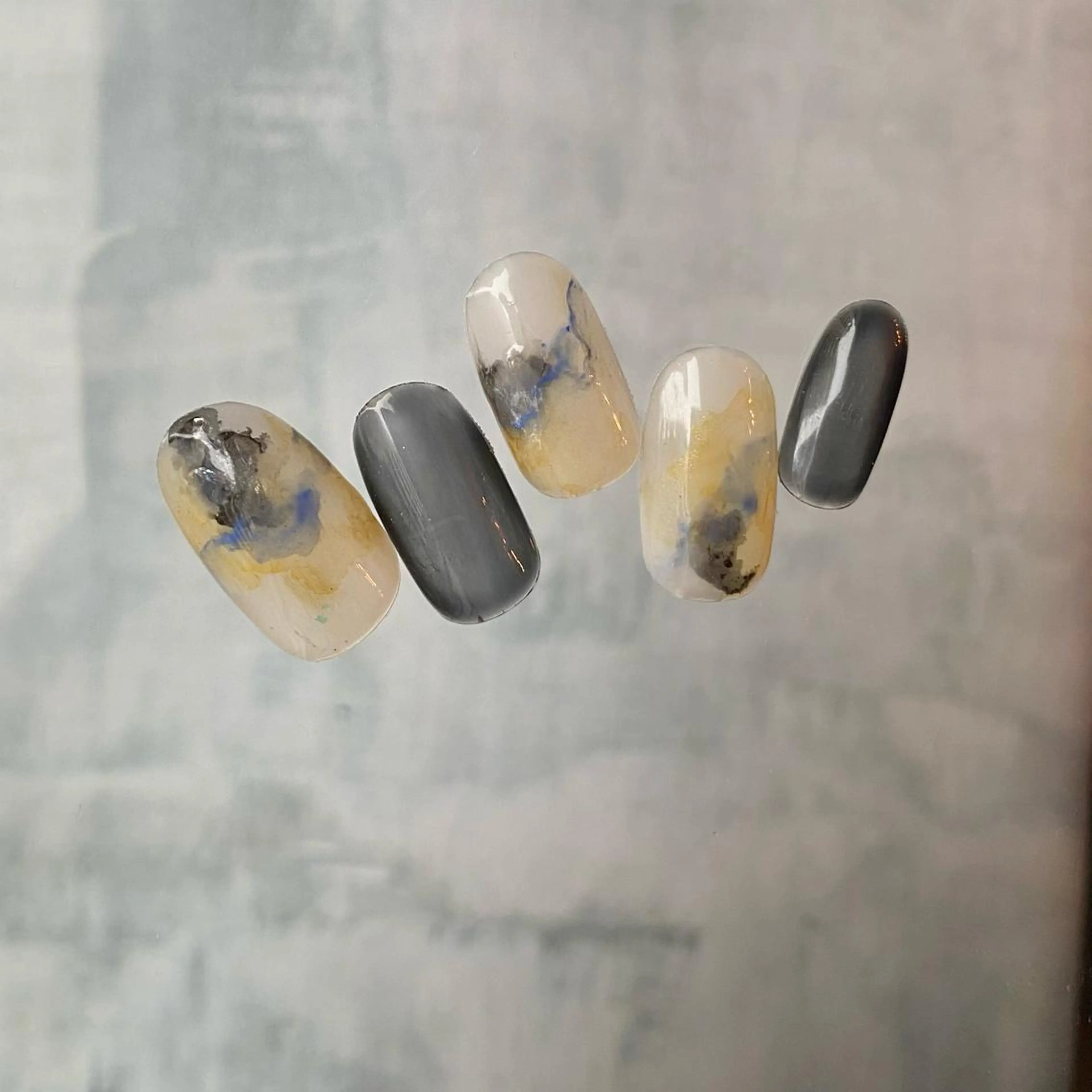 ネイル アートネイル フットネイル ニュアンスネイル 冬ネイル 山田 貴子のネイルデザイン