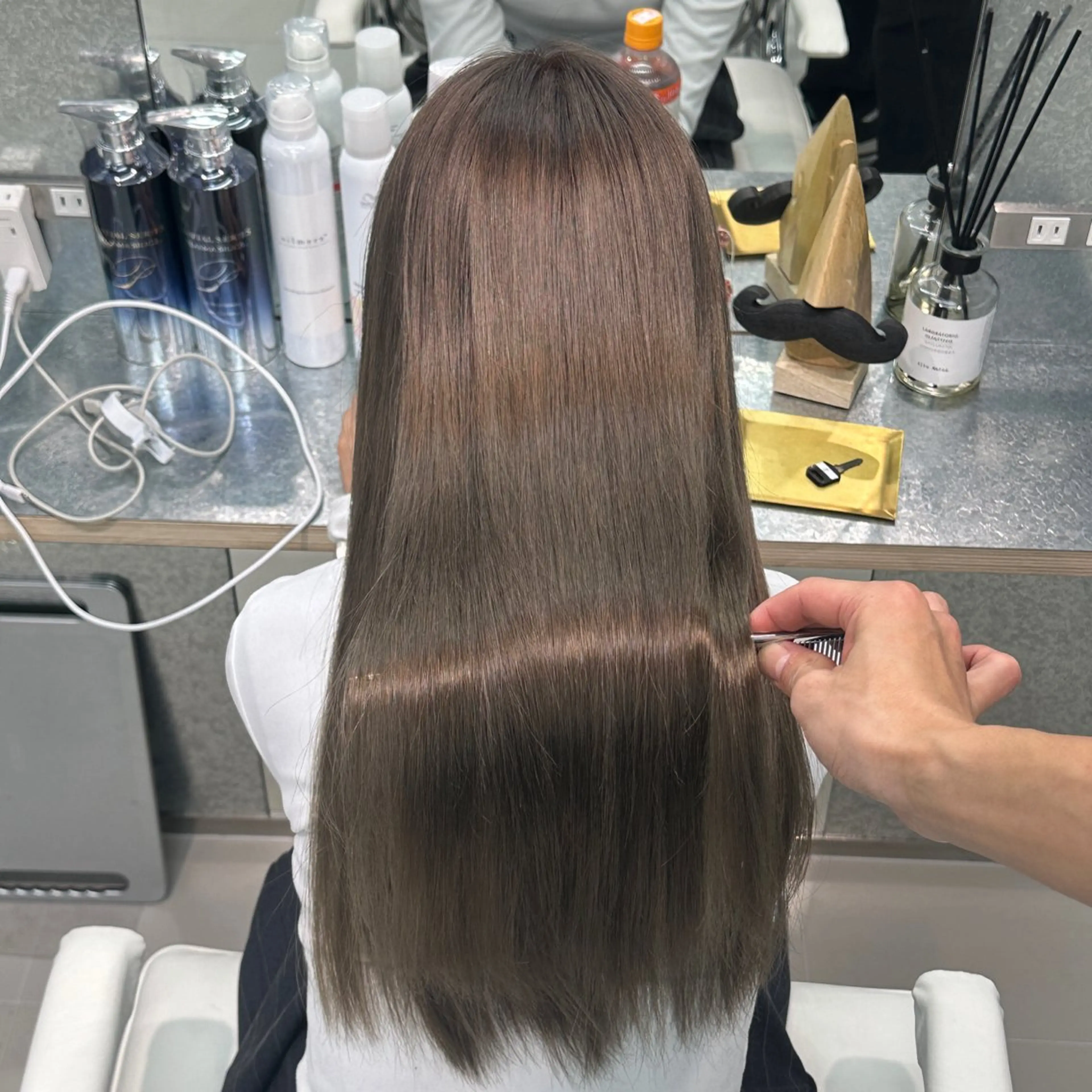 セミロング くせ毛 広がり・パサつき改善 /ツヤ美髪/こうたのヘアスタイル