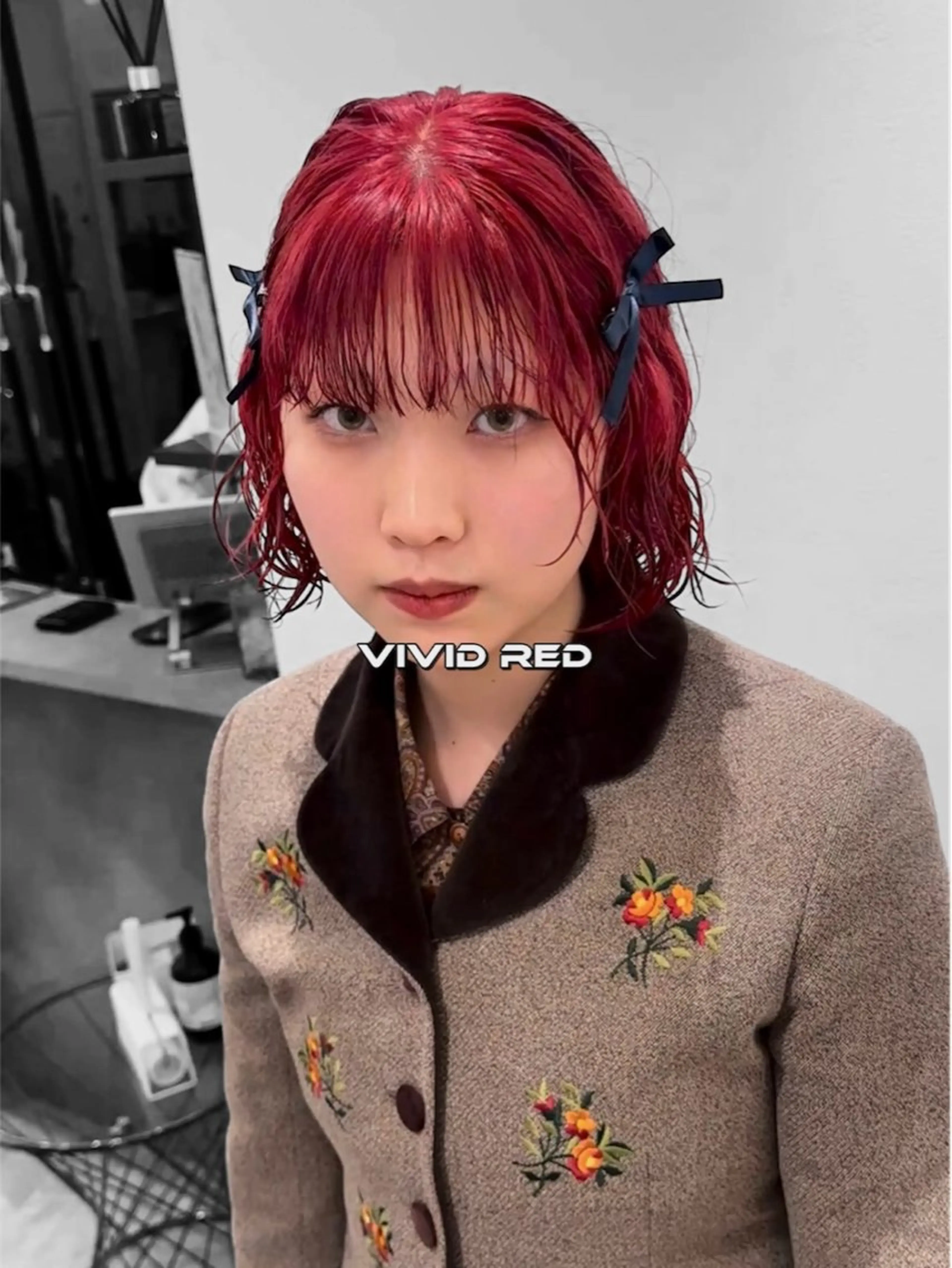 ミディアム カラー ブリーチ レッドカラー ヘアカラー トリートメント ura/デザイン/ ハイトーン/個性派のヘアスタイル