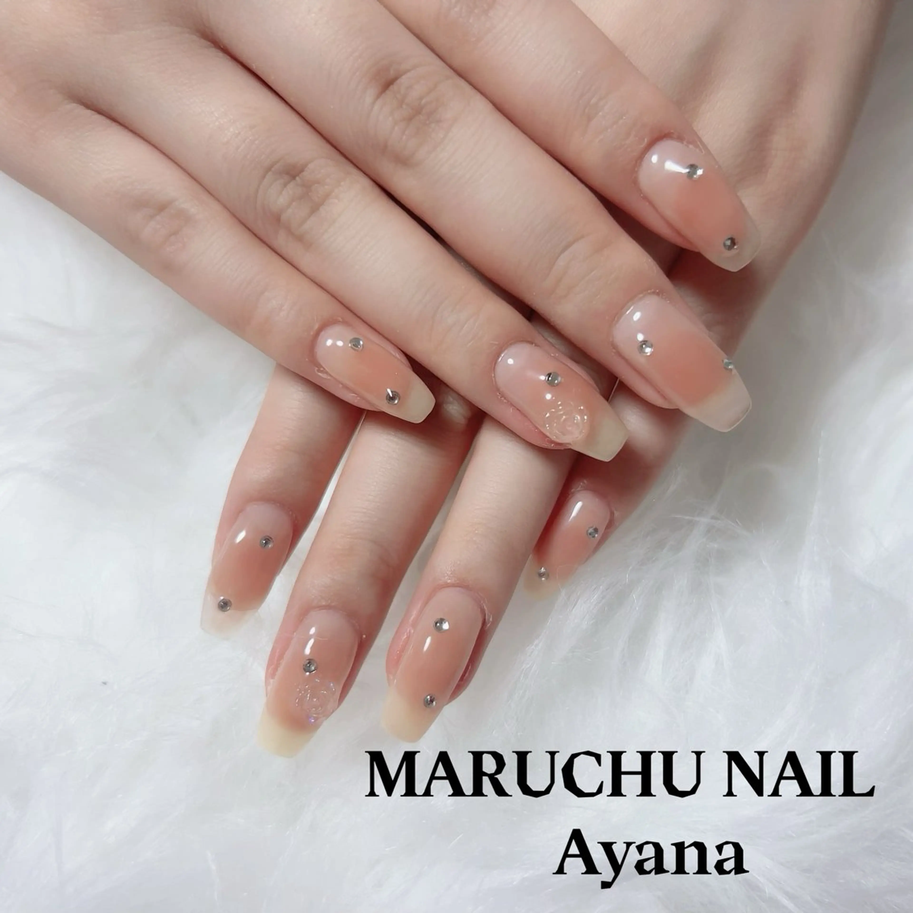 ネイル MARUCHU Ayanaのネイルデザイン