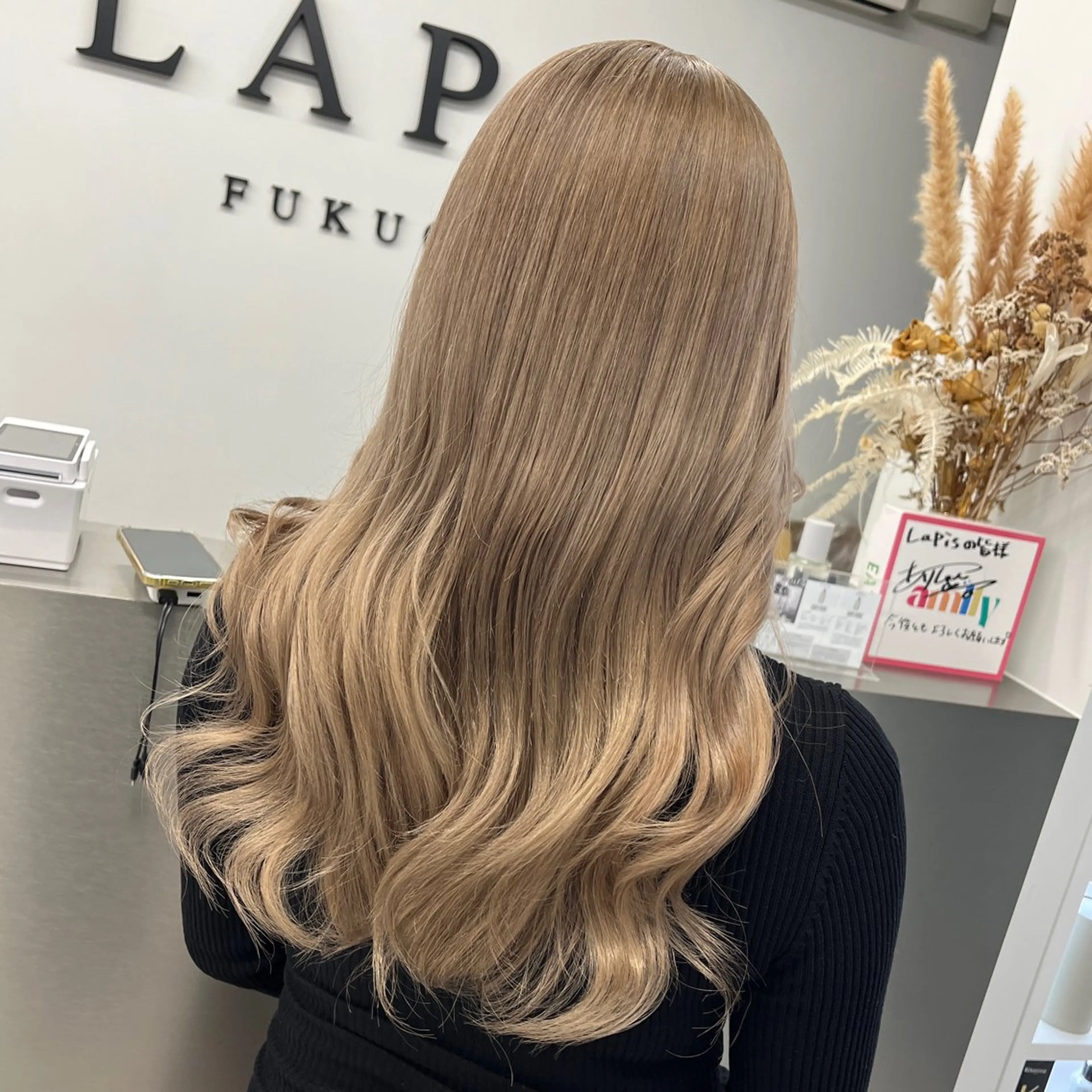 カラー ベージュカラー ブリーチ ブロンド ハイトーンカラー ヘアカラー MOMOKA /　Lapis今泉店のヘアスタイル