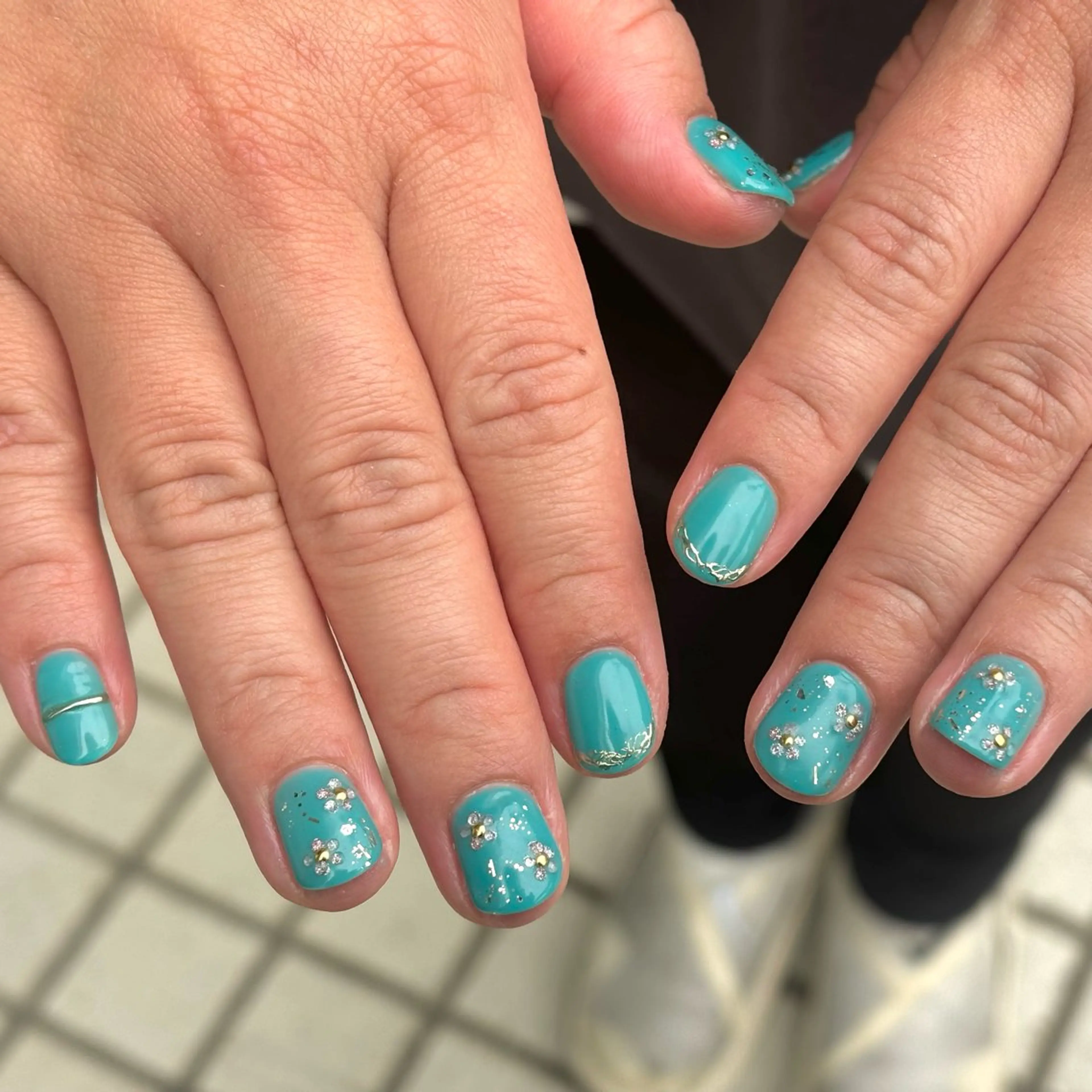 ネイル ブルー 伊藤 貴恵のネイルデザイン