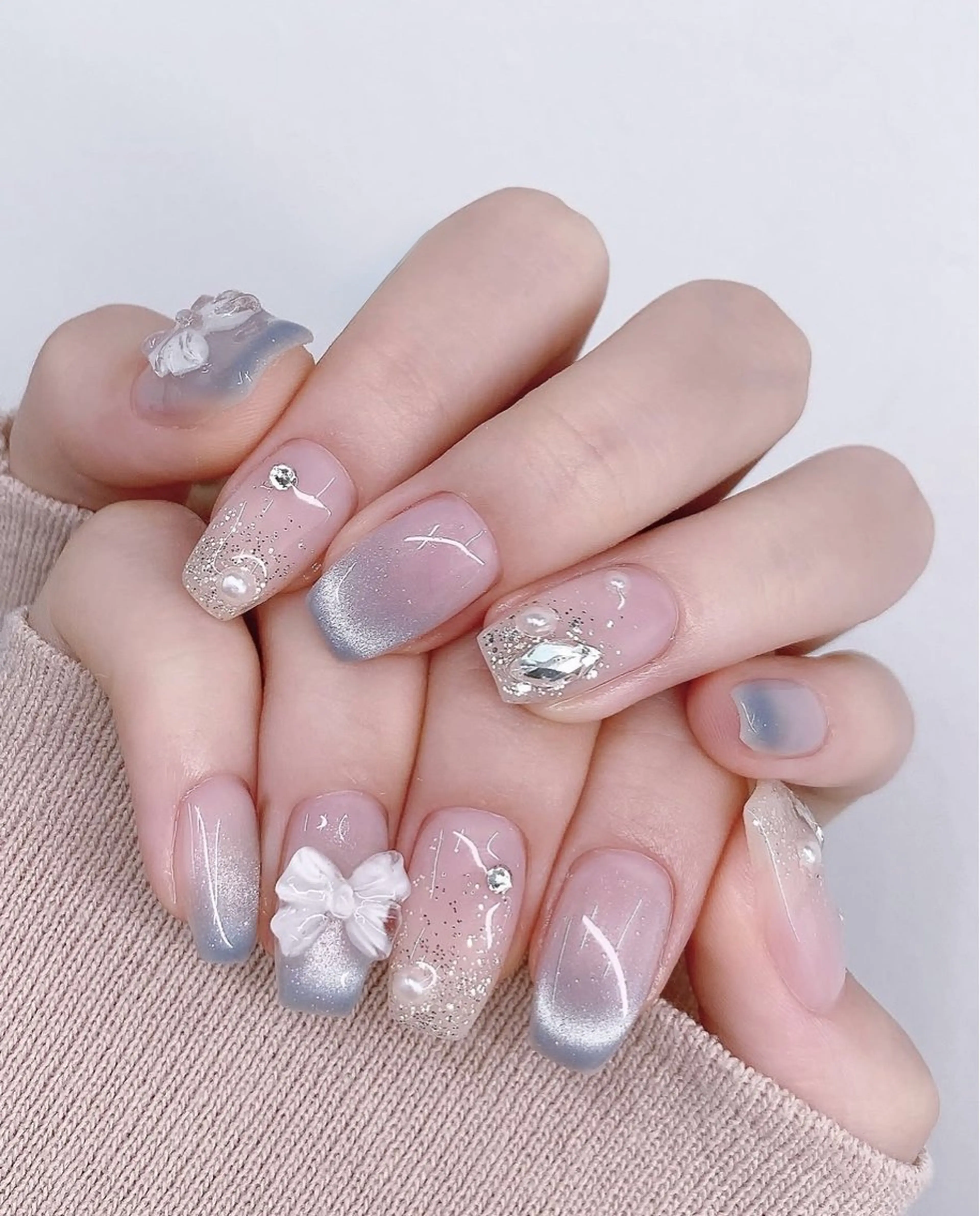 ネイル アートネイル ブルー ジェルネイル グラデーション 韓国ネイル NailSalon✨ Écrinエクランのネイルデザイン