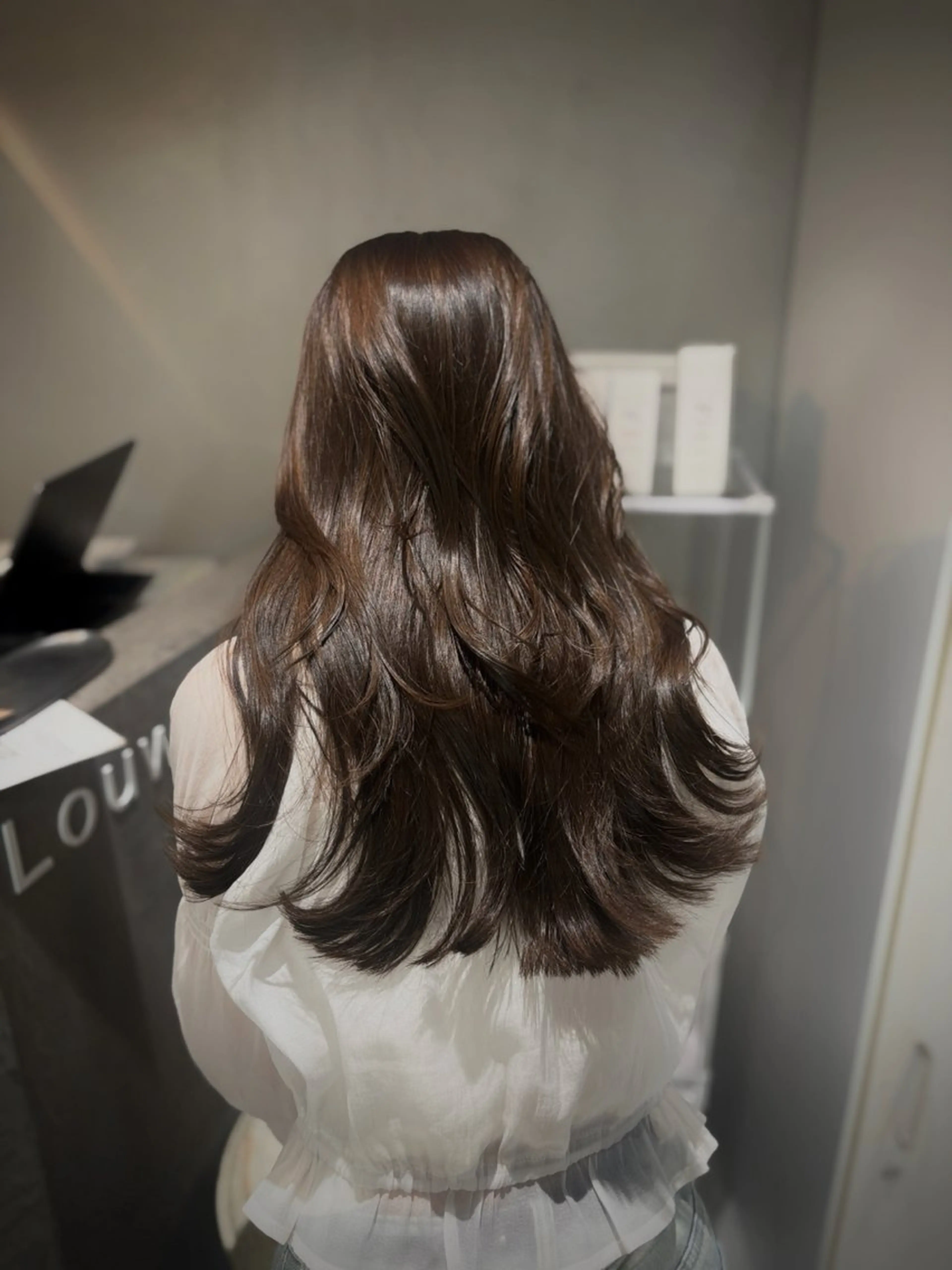 ロング レイヤーカット ローレイヤー カット ヘアカラー まお♡レイヤーカット ×色っぽstyleのヘアスタイル