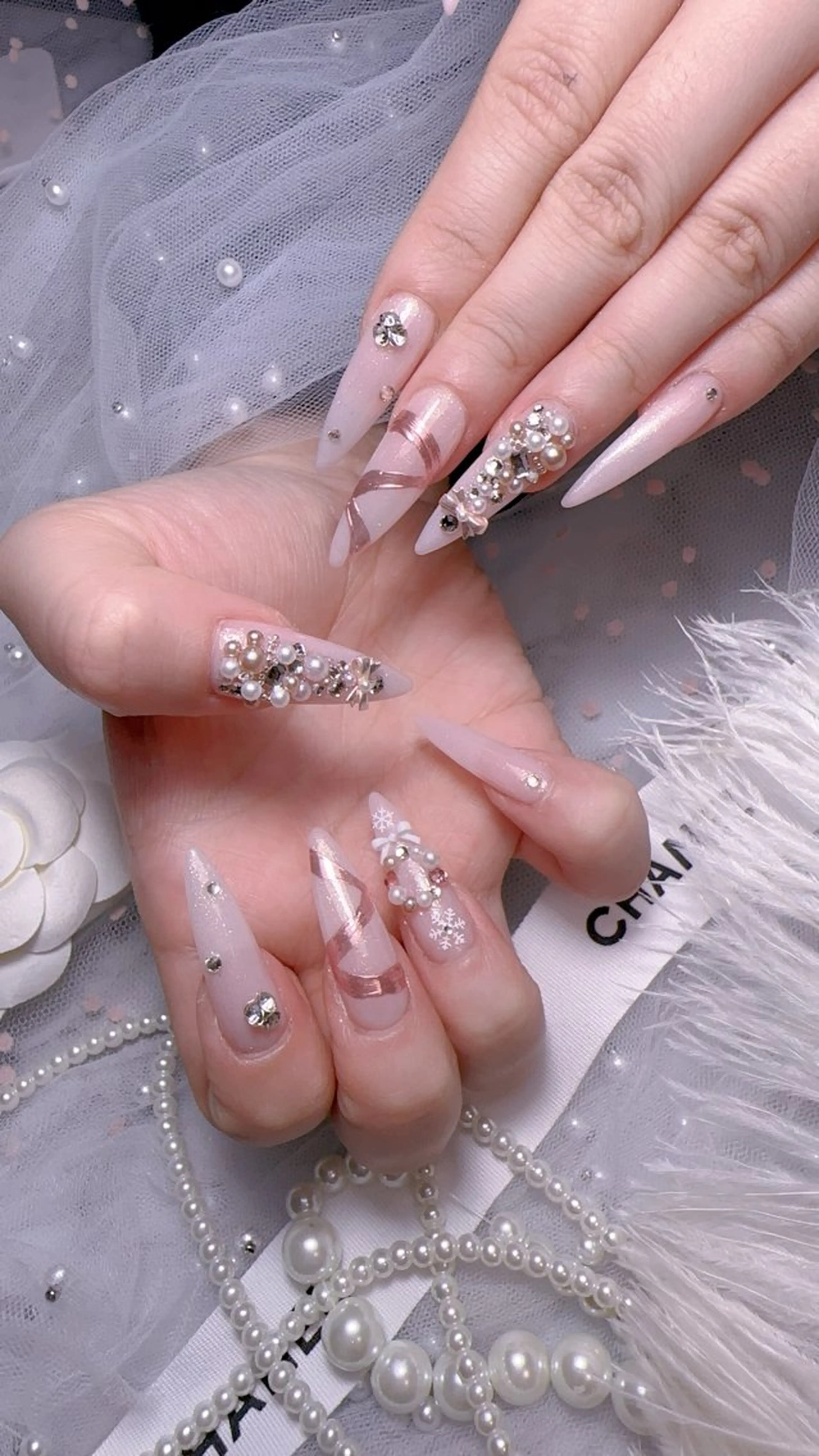 ネイル オーロラネイル フットネイル 韓国ネイル ラメ(グリッター) ラメグラデーション ハンドネイル Belle nail salon 新小岩のネイルデザイン