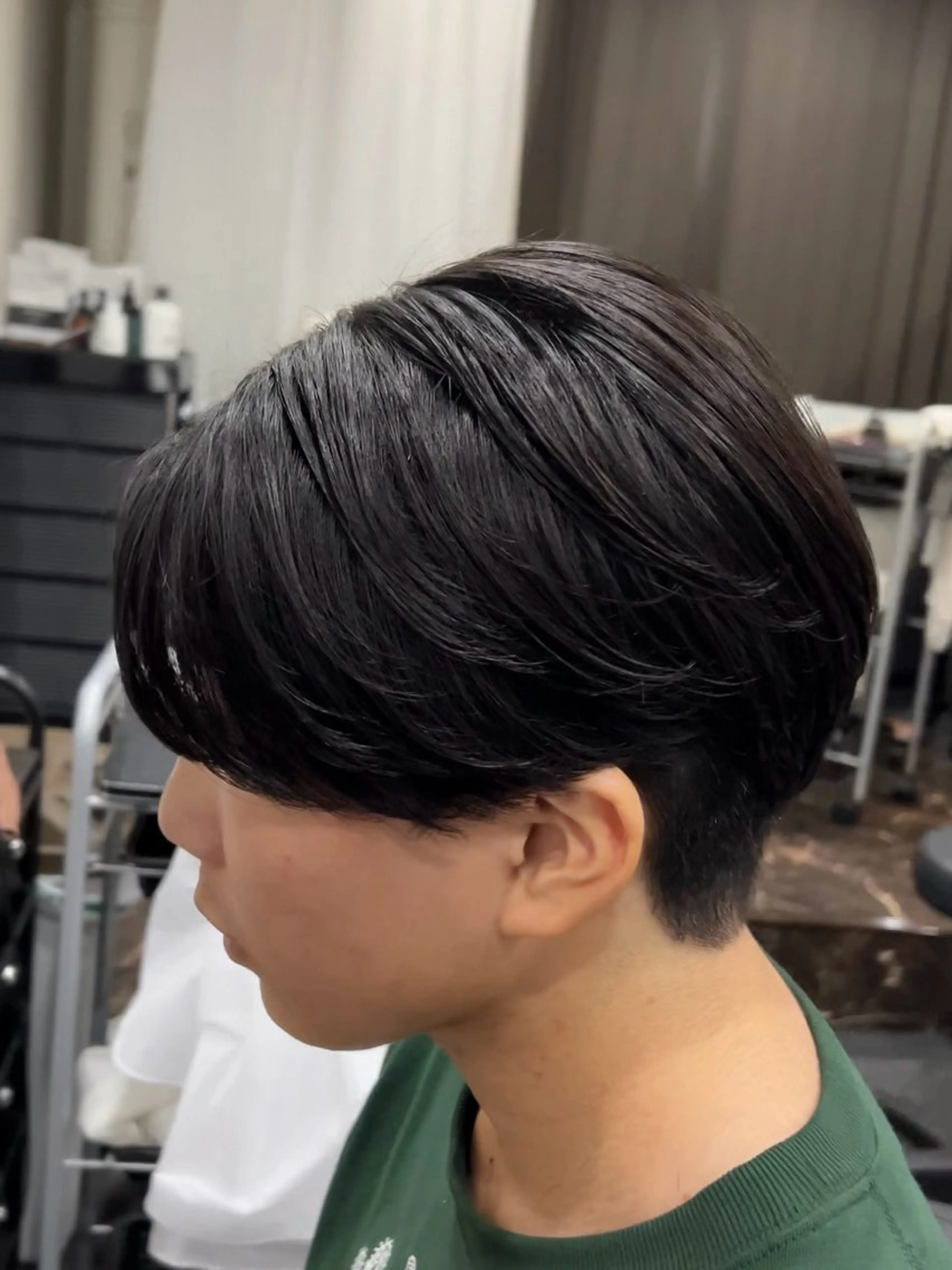 ミディアム メンズ センターパート 縮毛矯正 福井 太暉のヘアスタイル