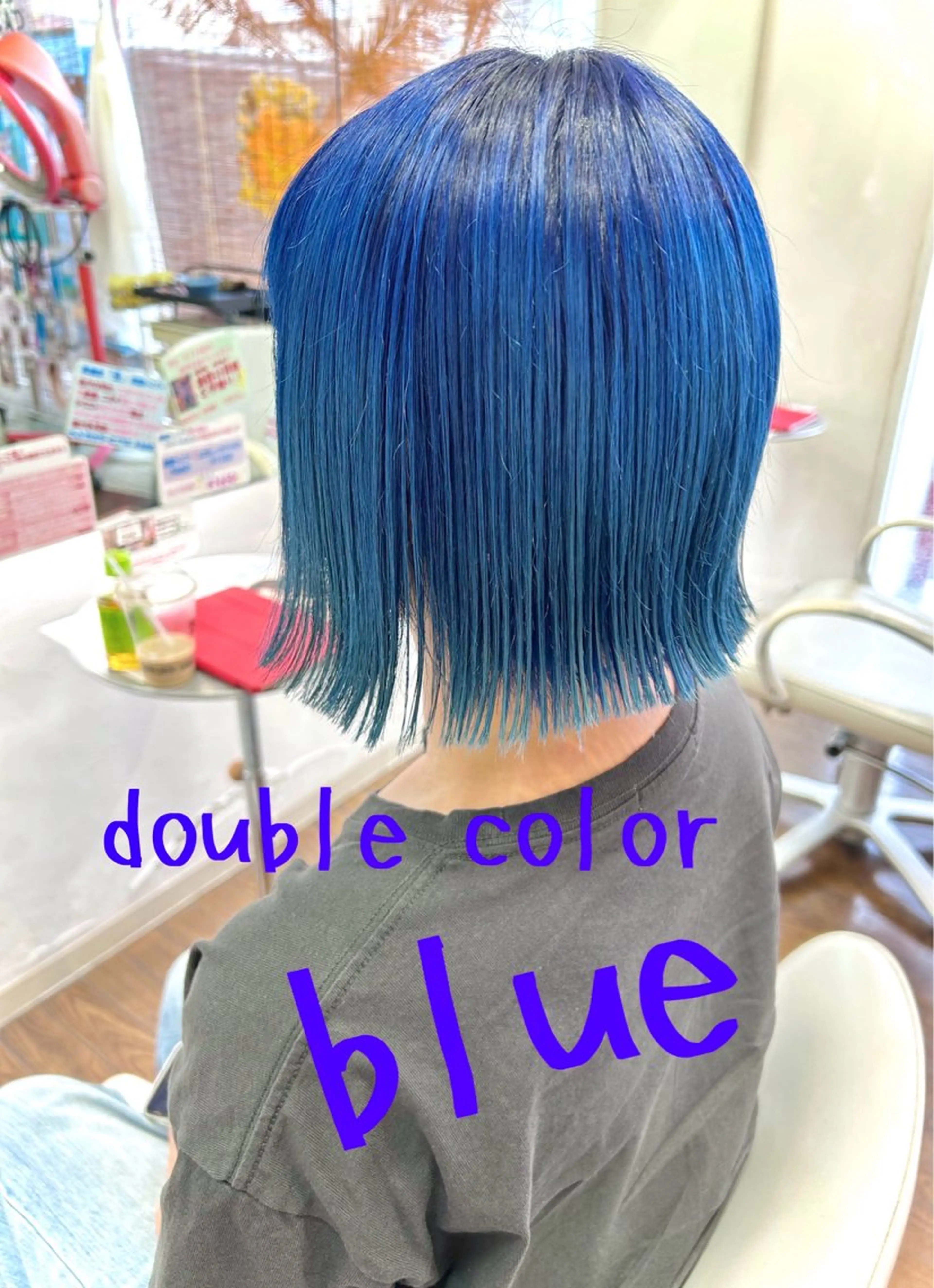 ショート カラー ブルーカラー ダブルカラー カット ヘアカラー GLAD 萩原のヘアスタイル