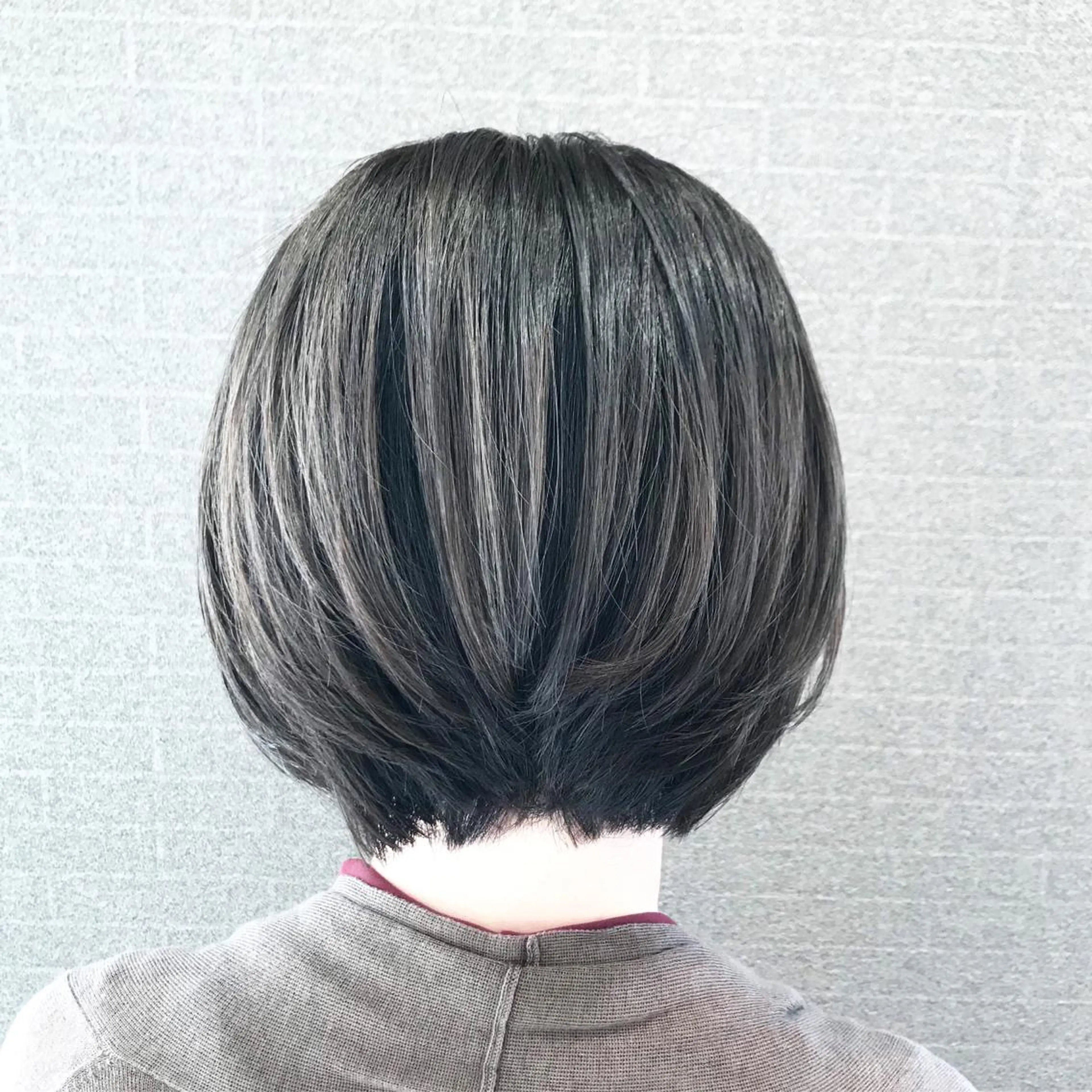ショート カラー 土屋 貴章のヘアスタイル