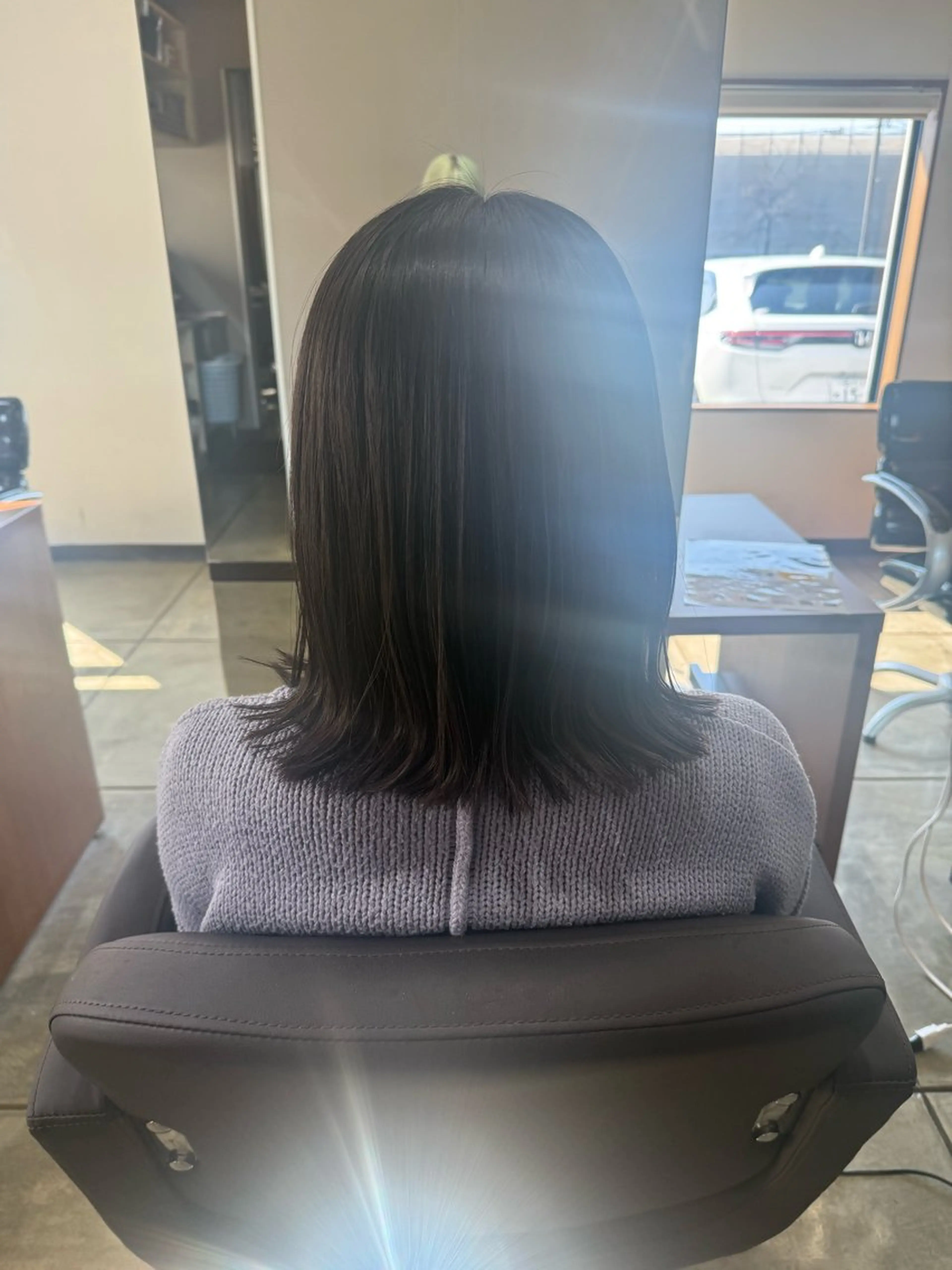 ミディアム カット 上田 美月のヘアスタイル