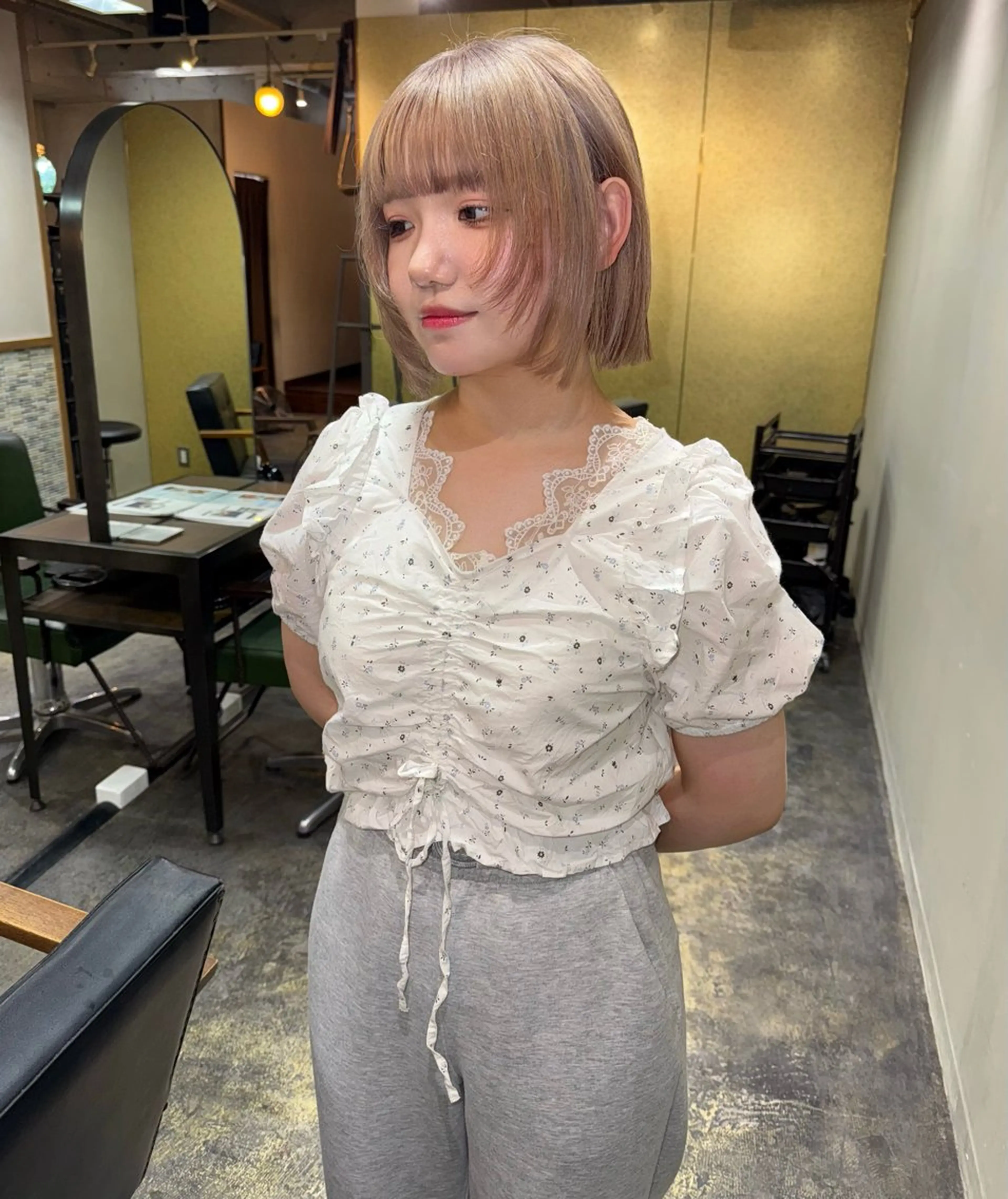 ショート ボブレイヤー ボブ レイヤーカット ヘアカラー トリートメント ブリーチ/ハイトーン 心斎橋/honokaのヘアスタイル