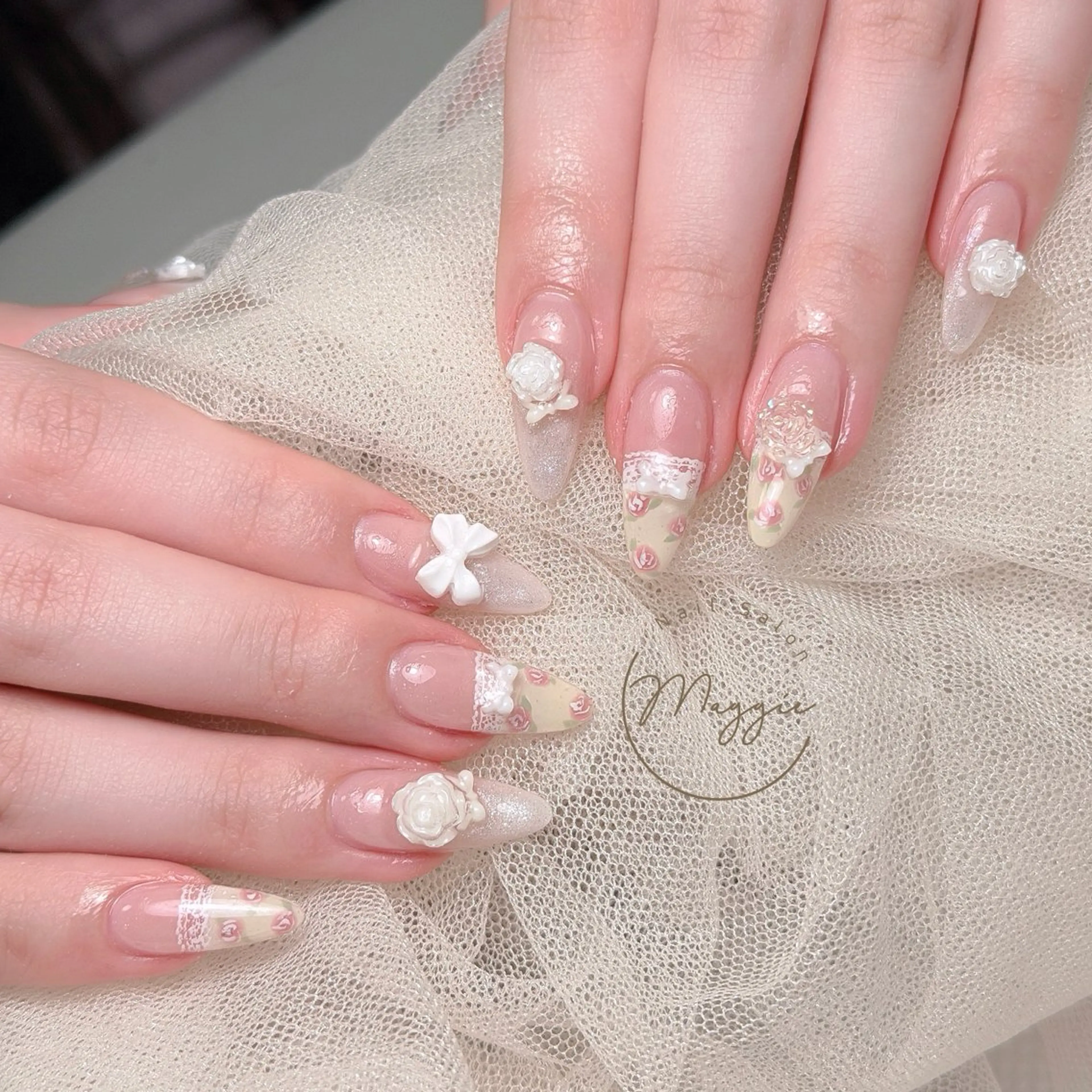 ネイル Maggie Nail🦩のネイルデザイン