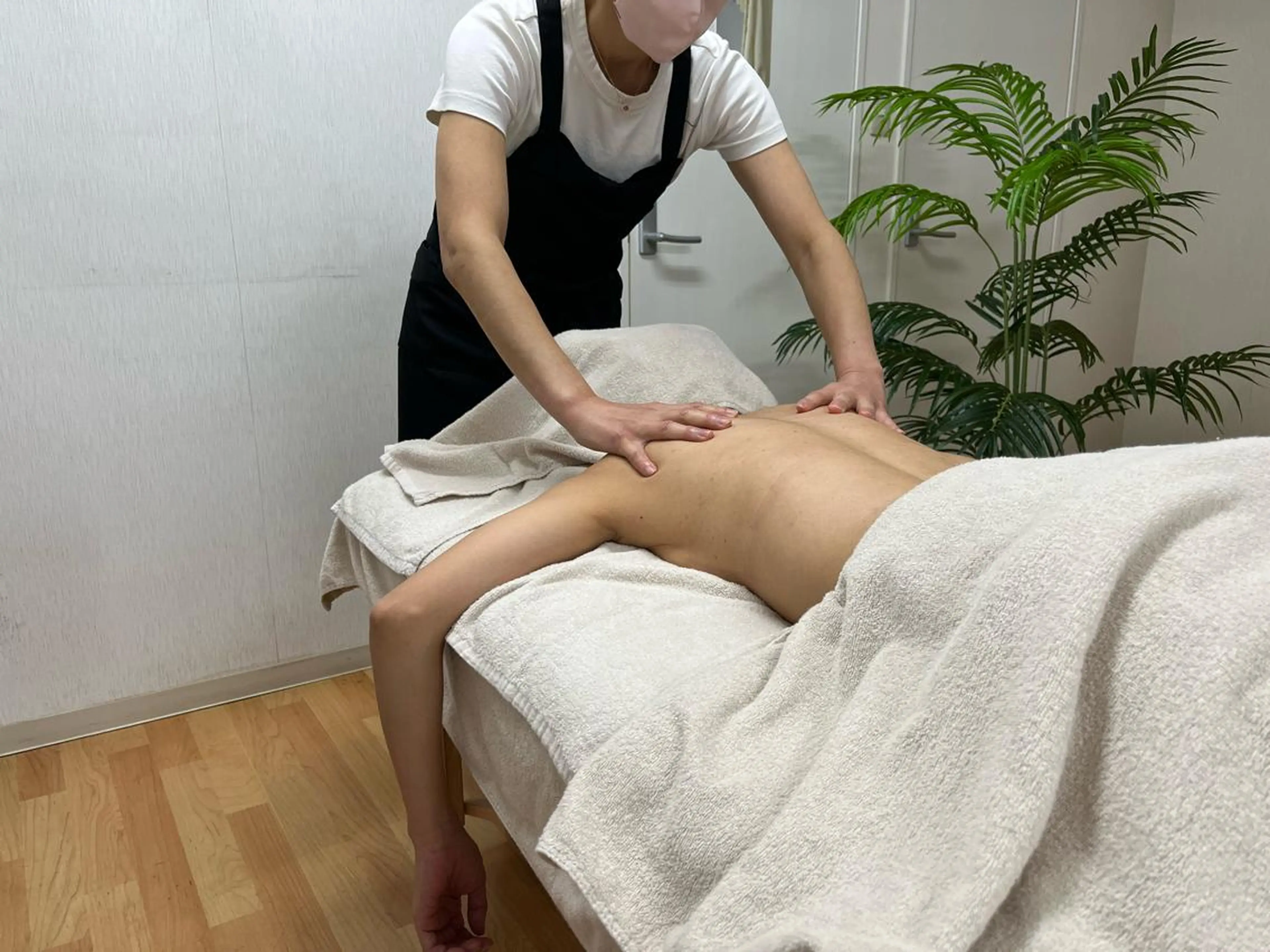 上半身リンパオイルマッサージ🔹首、肩が重たい、背中が張る方に🔹の写真