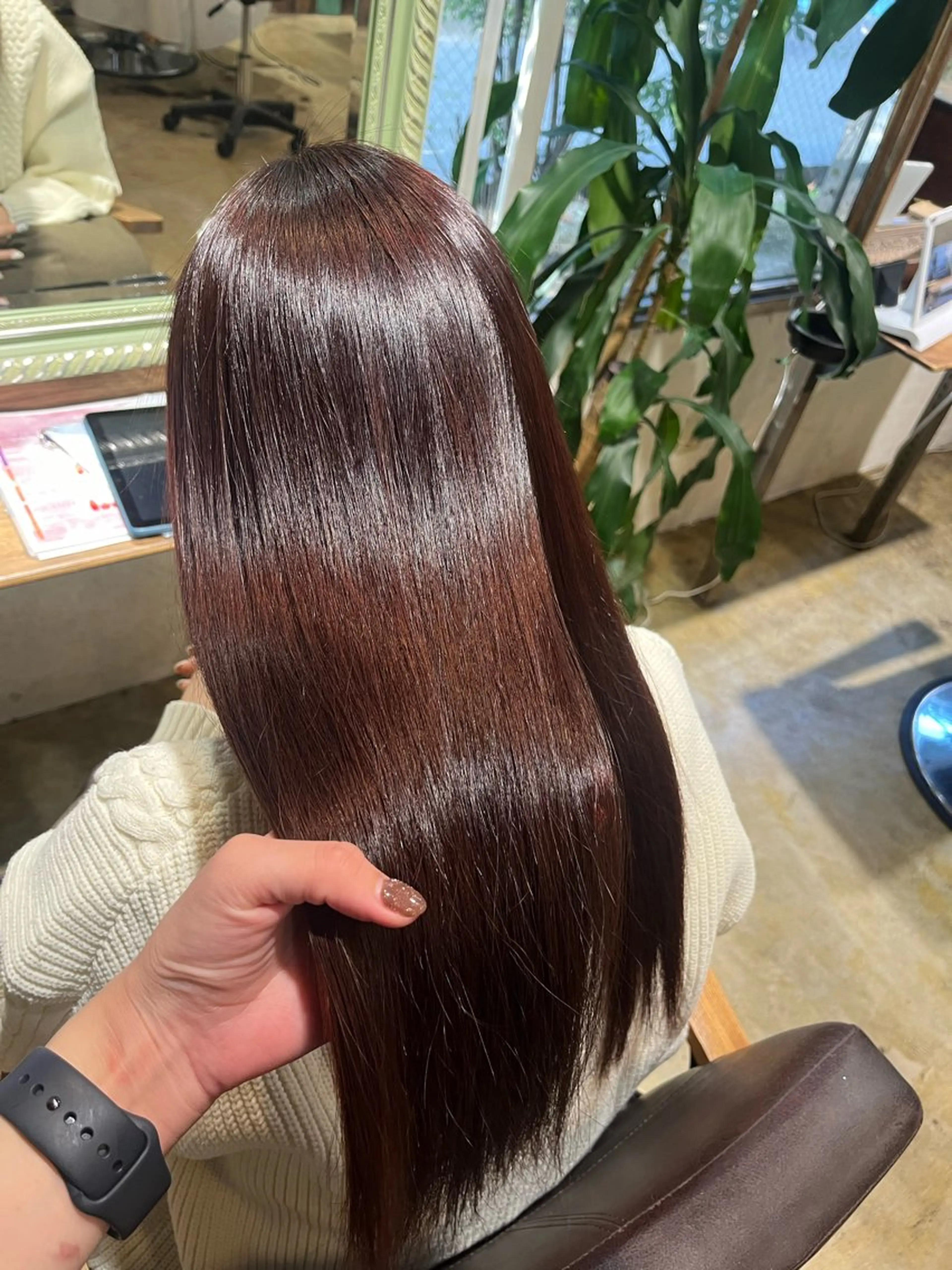 平日限定！カット+ワンカラー🐶🤎コテアイロン仕上げ可能👍の写真