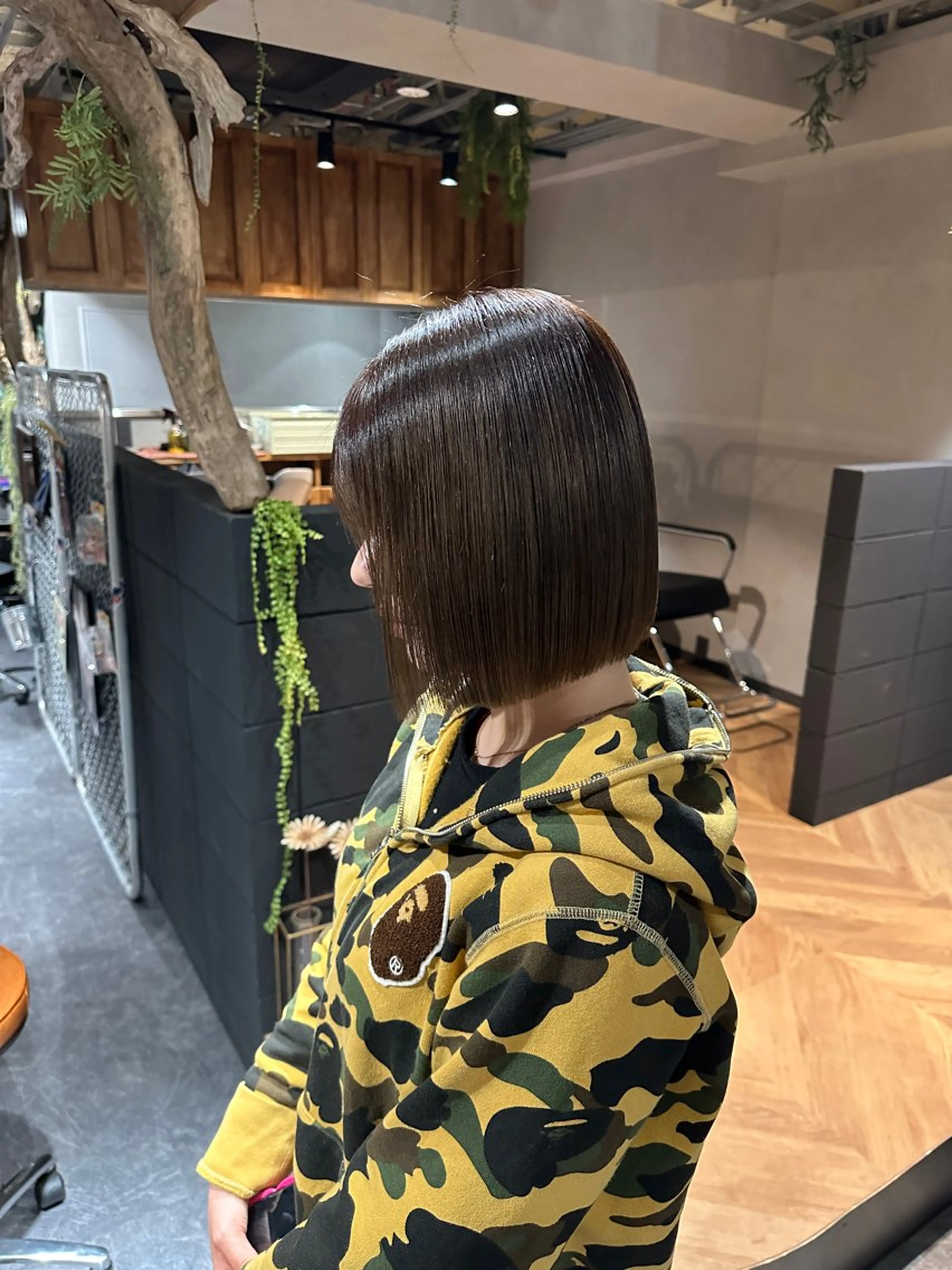 ミディアム ミディアムパーマ 顔周りカット ハイライト 髪質改善 レイヤーカット カット トリートメント レイヤーブリーチ特化 ホワイト専門/岸のヘアスタイル