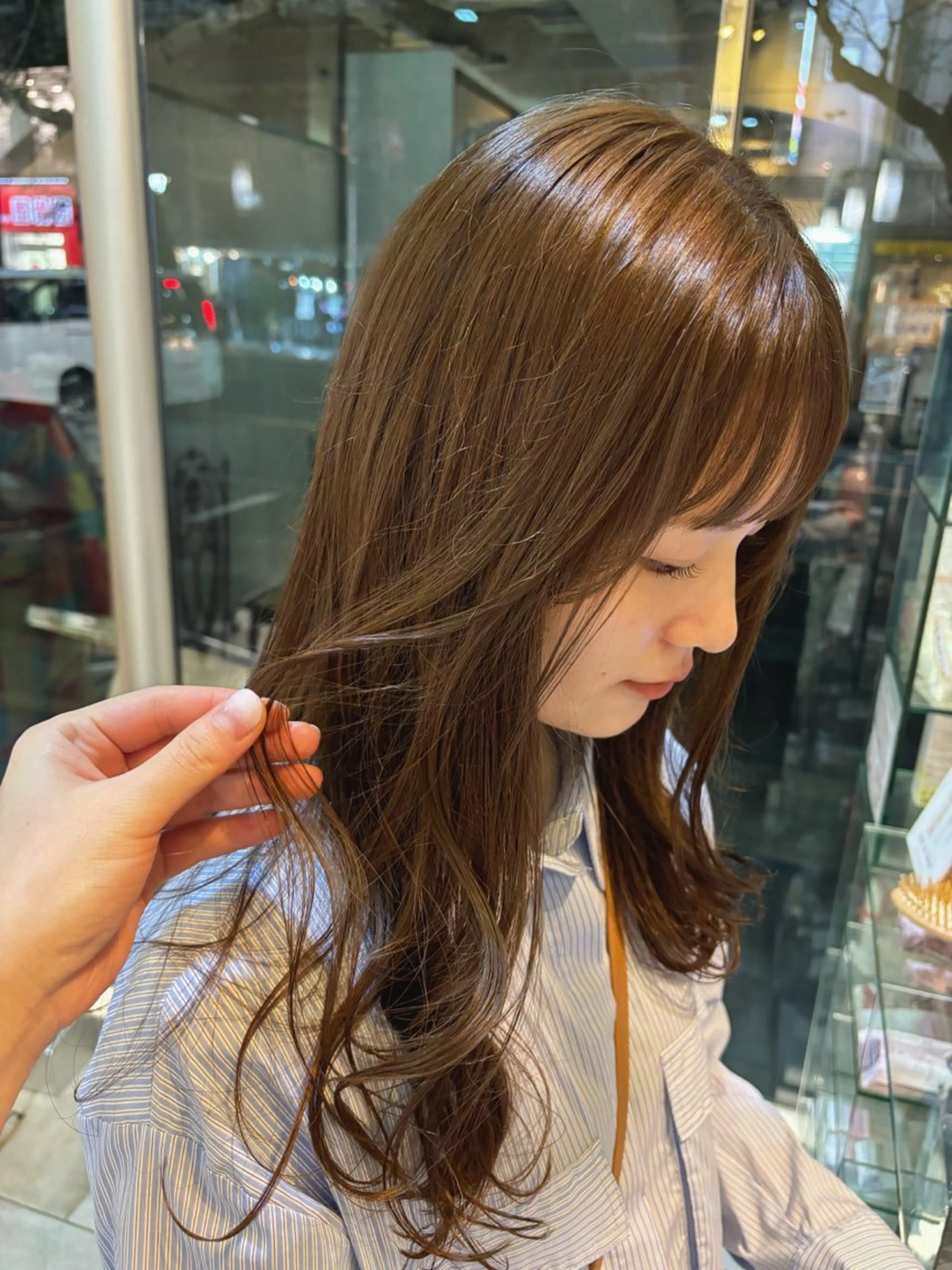 ロング カラー 透明感カラー ロング Of　HAIR所属・外山 なつ美のネイルデザイン