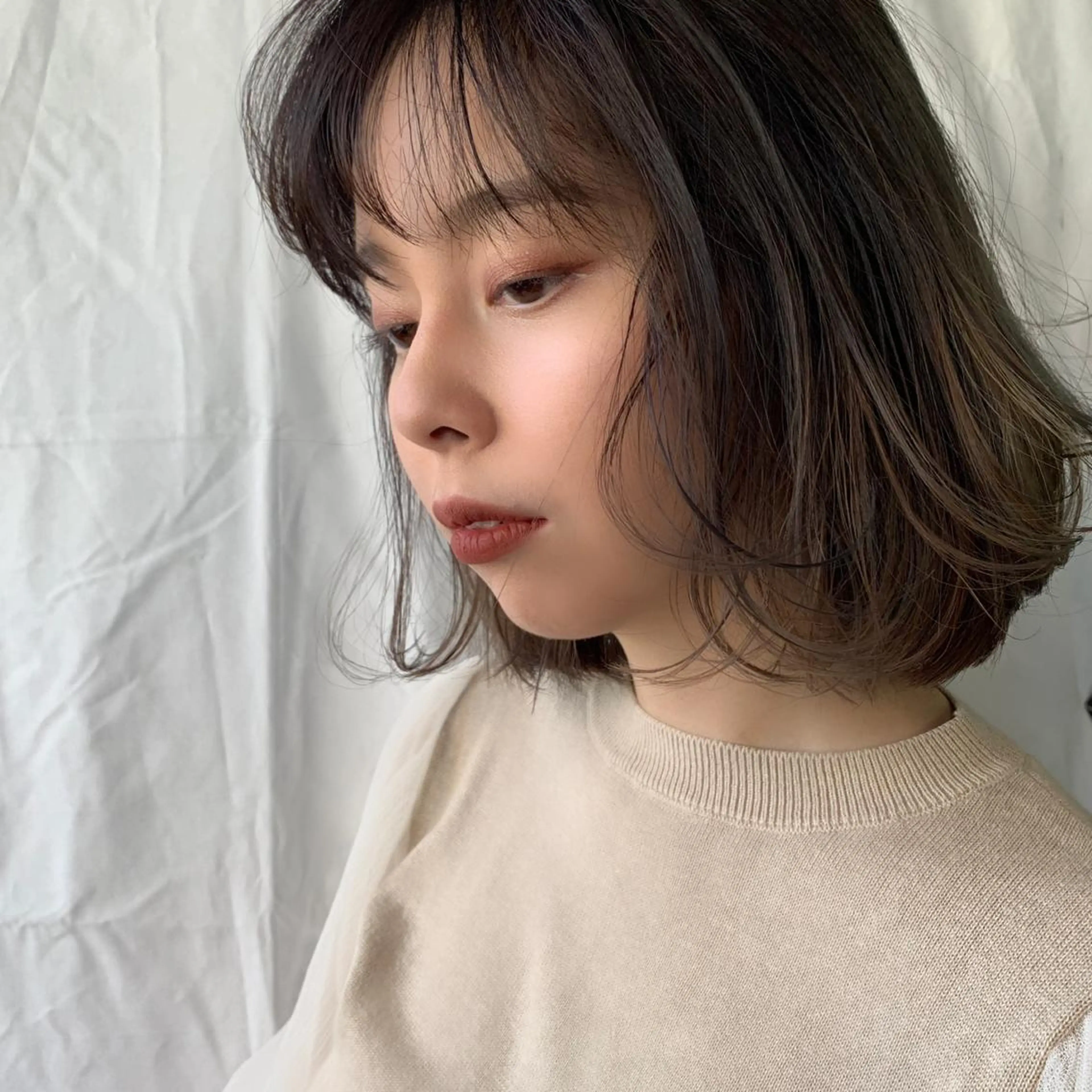 ショート カラー バレイヤージュ ブリーチ ケアブリーチ レイヤーカット 薬院:今泉/上川美幸 ボブ/顔周りレイヤーのヘアスタイル